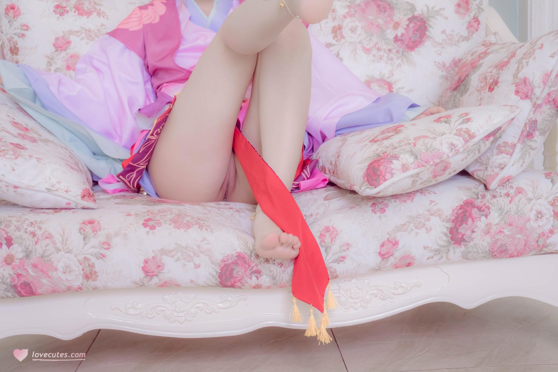 [Cosplay] Shaonvyinghua - Tushan Honghong nội y ren bộ ảnh người lớn 81P