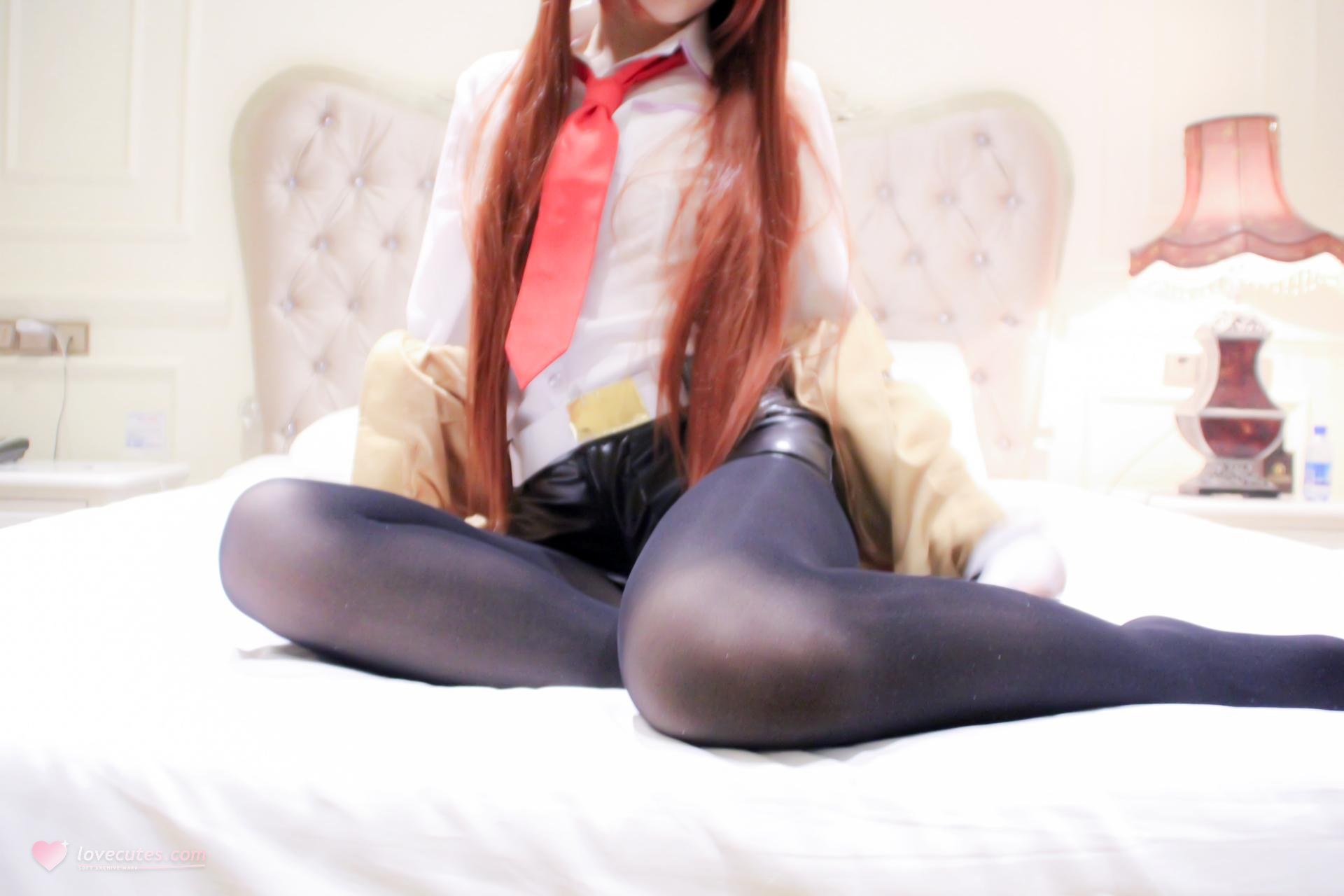 [cosplay] 少女映畫 - 牧瀨紅莉栖：黑絲學生裝翹臀大尺度角色還原 65P