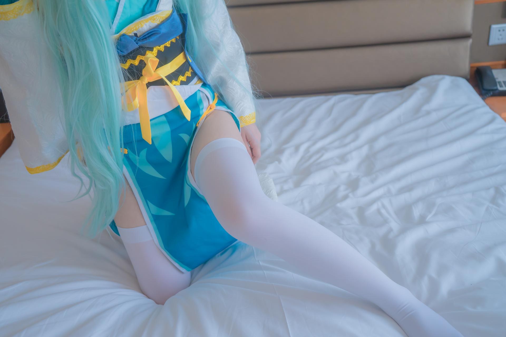 [คอสเพลย์] Shaonvyinghua - Kiyohime ถุงน่องขาวชุดชั้นในลูกไม้เซ็ตผู้ใหญ่ 88P1V