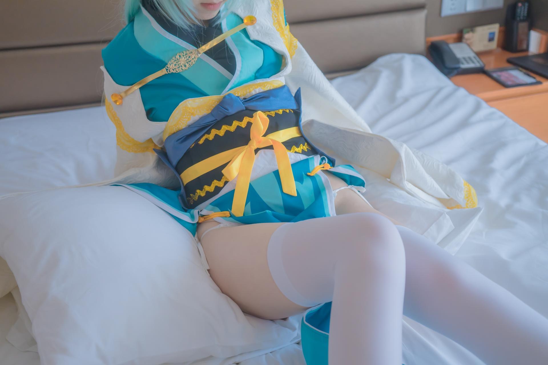 [คอสเพลย์] Shaonvyinghua - Kiyohime ถุงน่องขาวชุดชั้นในลูกไม้เซ็ตผู้ใหญ่ 88P1V