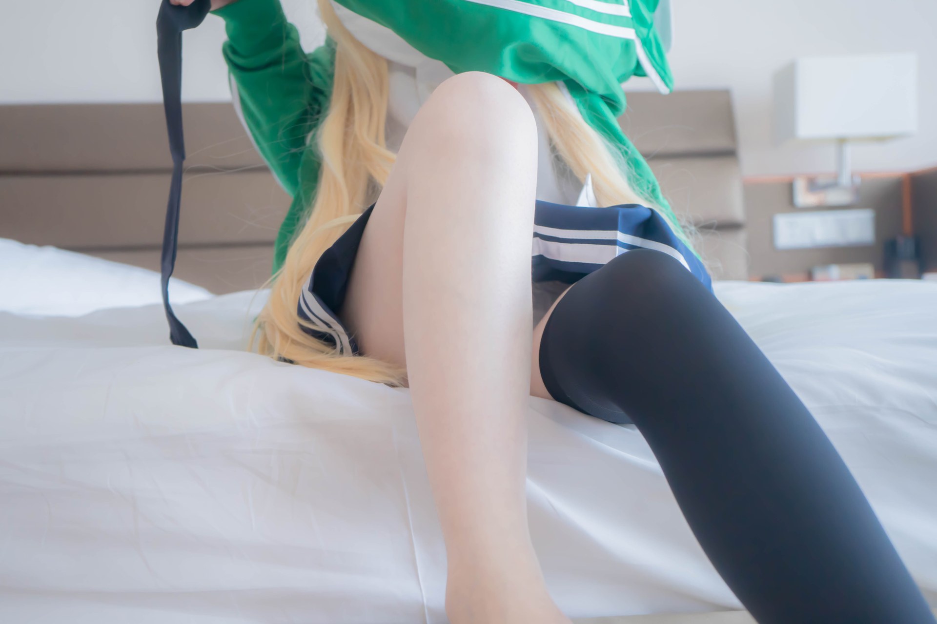 [cosplay] 少女映畫 - 澤村·斯潘塞·英梨梨：翹臀學生裝黑絲大尺度角色還原 93P