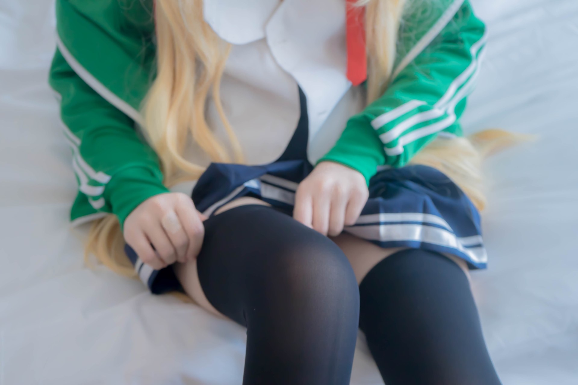 [cosplay] 少女映畫 - 澤村·斯潘塞·英梨梨：翹臀學生裝黑絲大尺度角色還原 93P