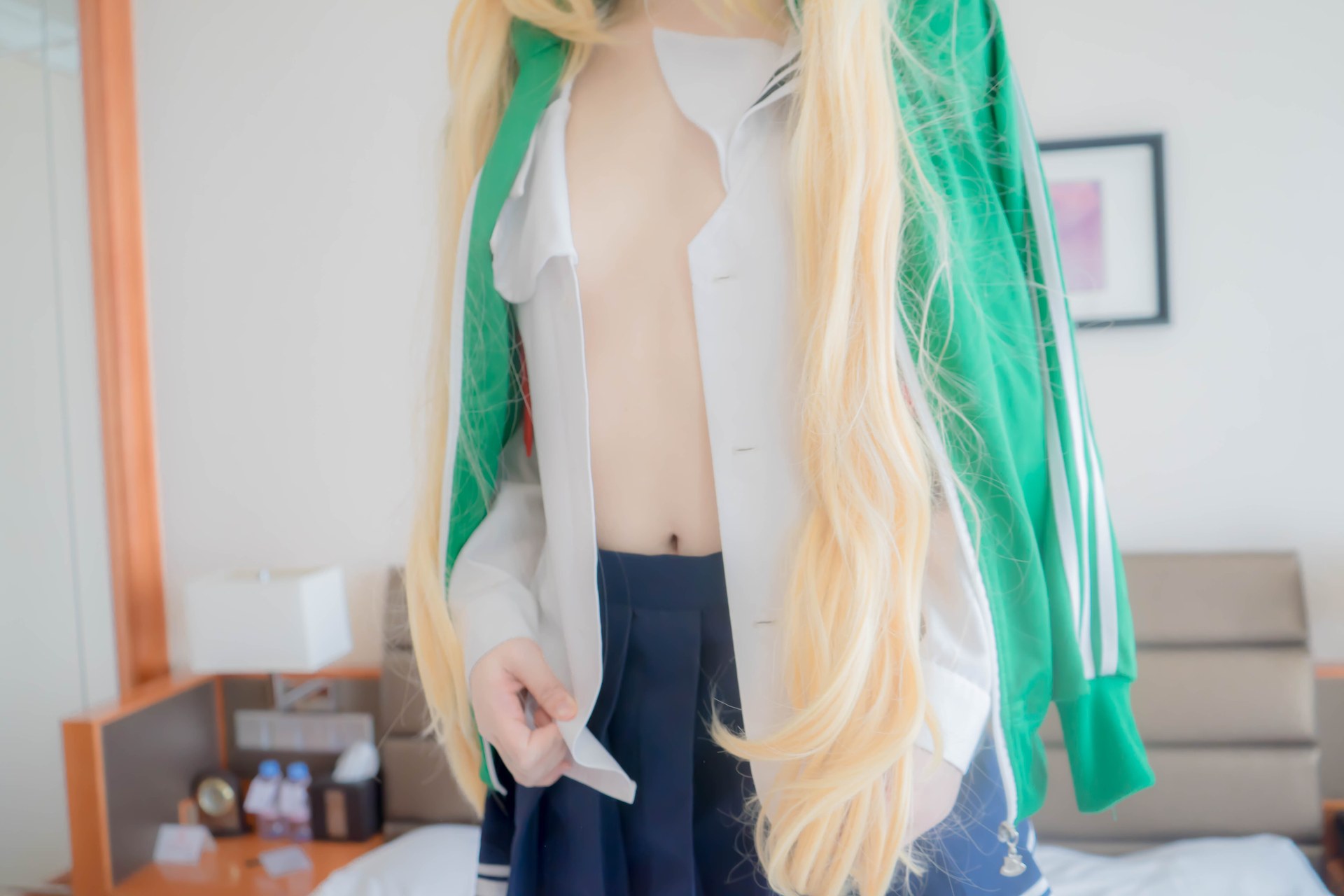 [cosplay] 少女映画 - 泽村·斯潘塞·英梨梨：翘臀学生装黑丝大尺度角色还原 93P