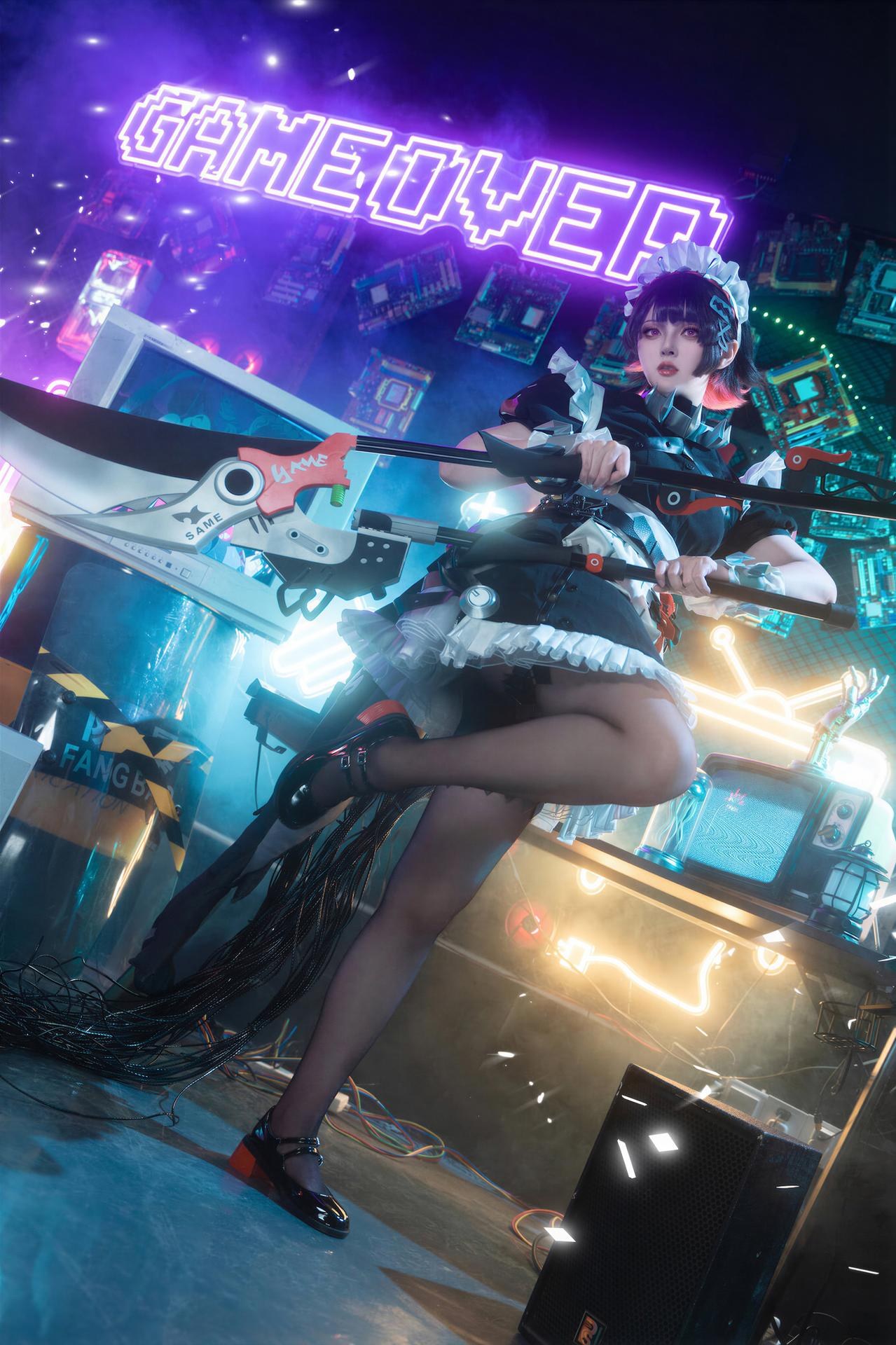 [cosplay] Natsuko夏夏子 - 絕區零 艾蓮喬：鯊魚女僕制服黑絲大尺度還原 93P4V