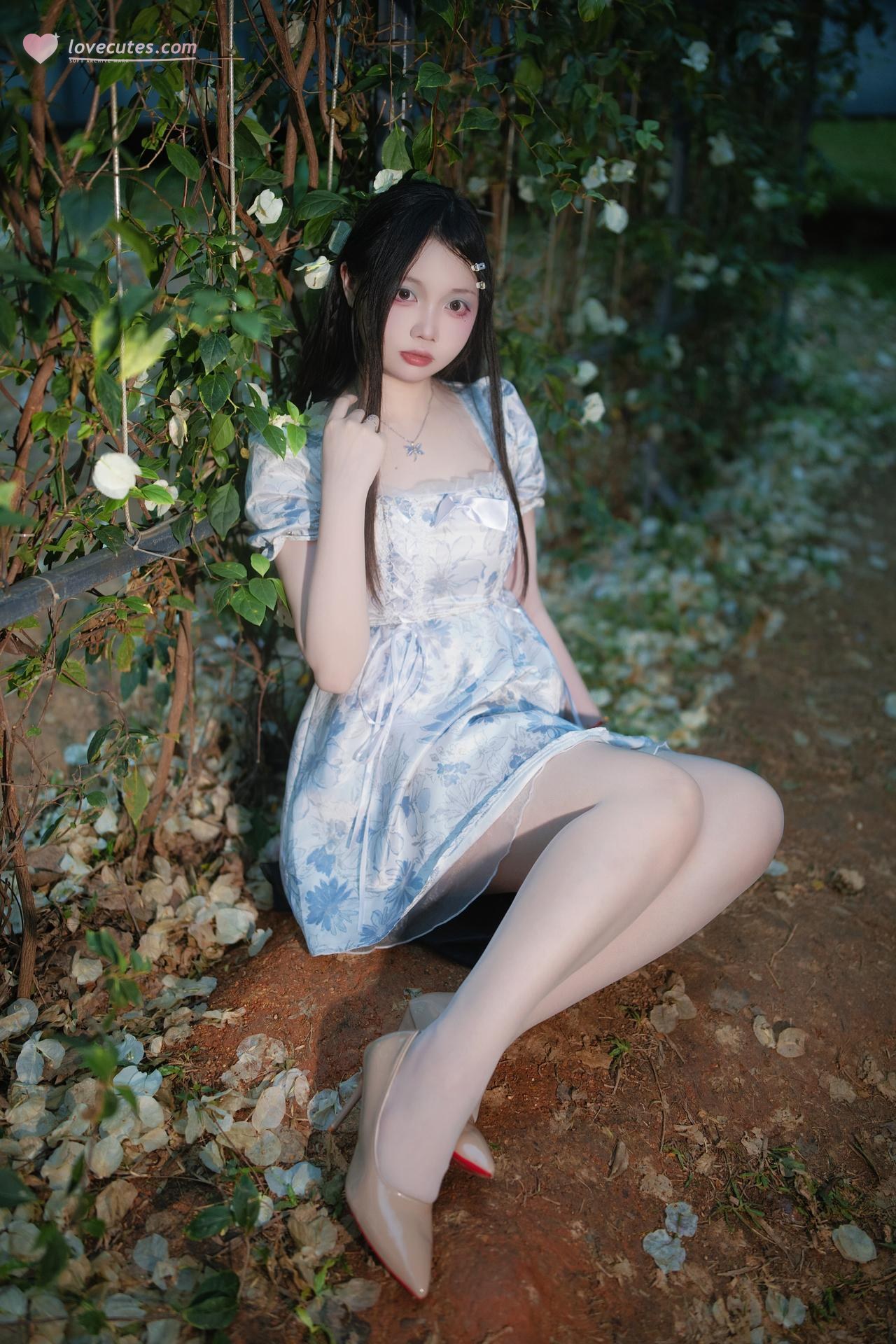 [寫真] 洛桑w伊梓 - 春夏之交：清新私房美腿寫真 45P