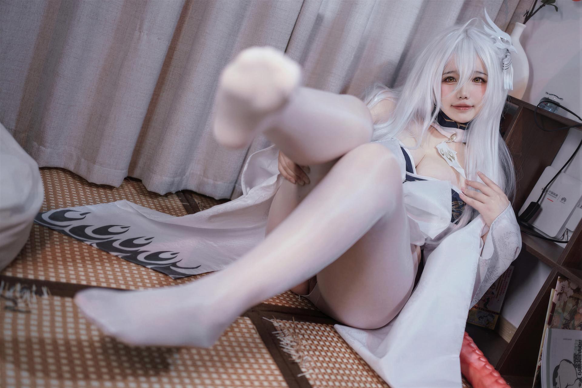 [Cosplay] 阿半今天很开心 - 大尺度リアル人物フォトセット 60P1V