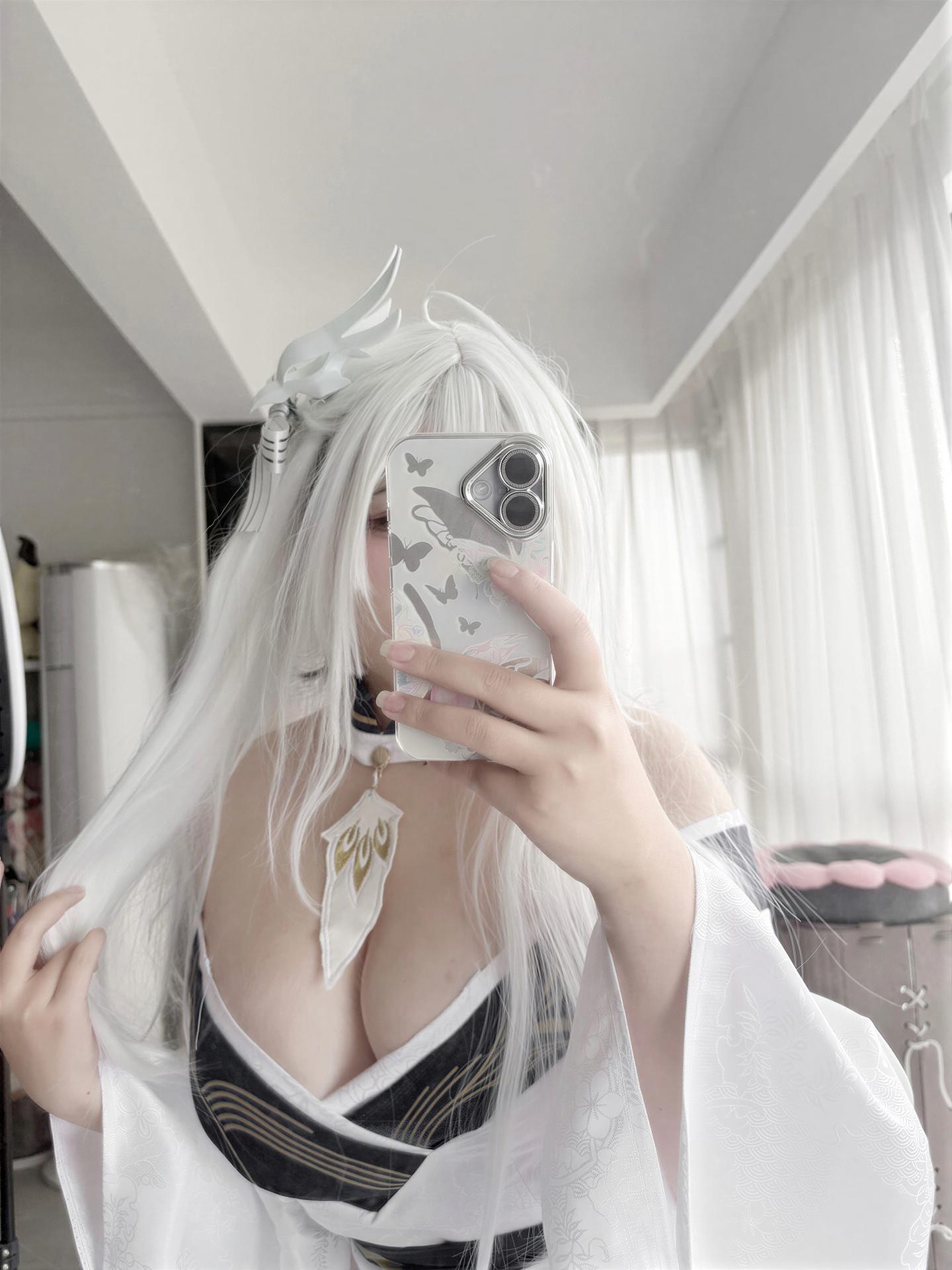 [Cosplay] 阿半今天很开心 - 大尺度リアル人物フォトセット 60P1V
