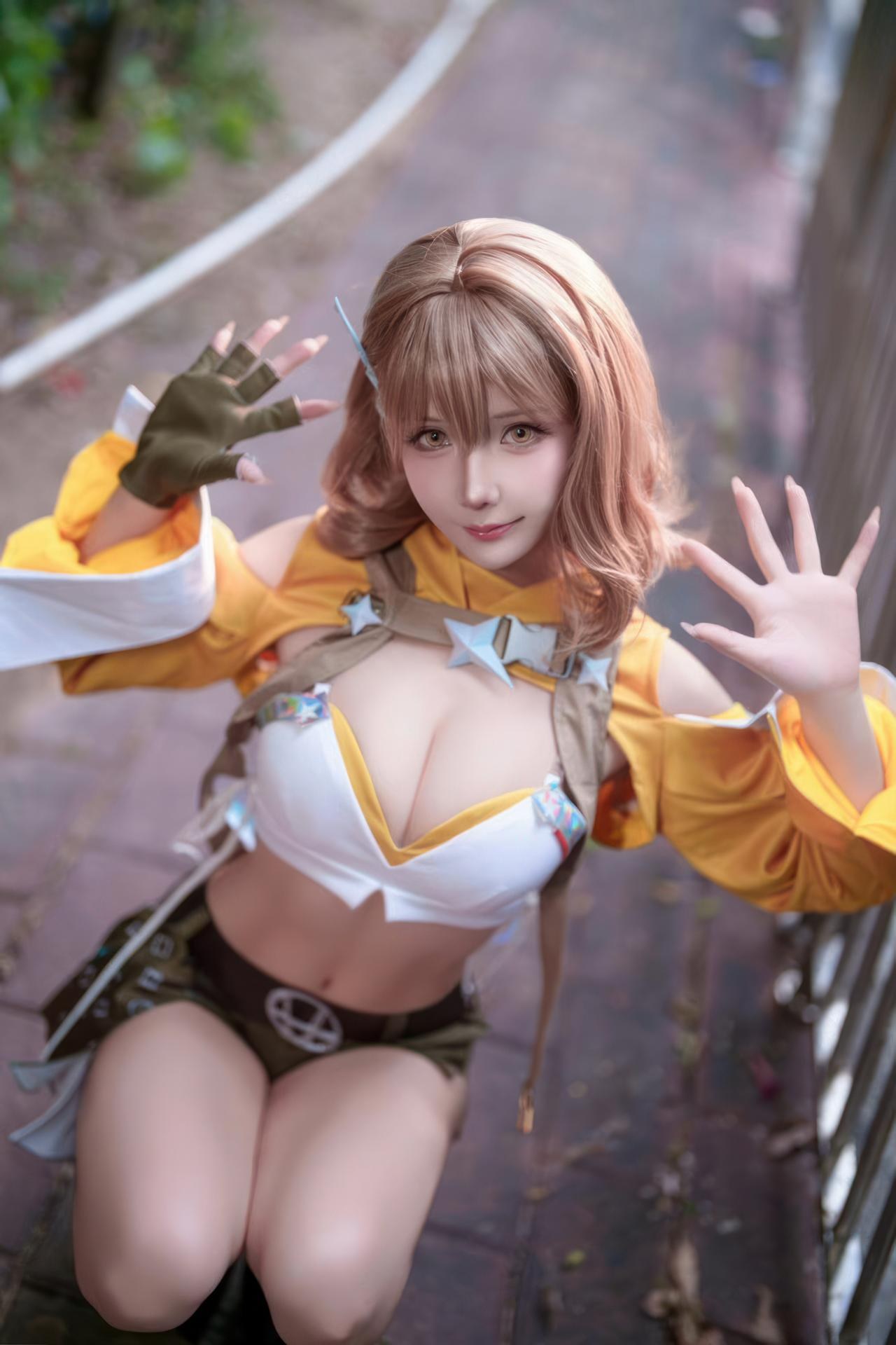 [Cosplay] Baozou Mozi aa - NIKKE Goddess of Victory Anis Super Star Cosplay Photo Set 23P