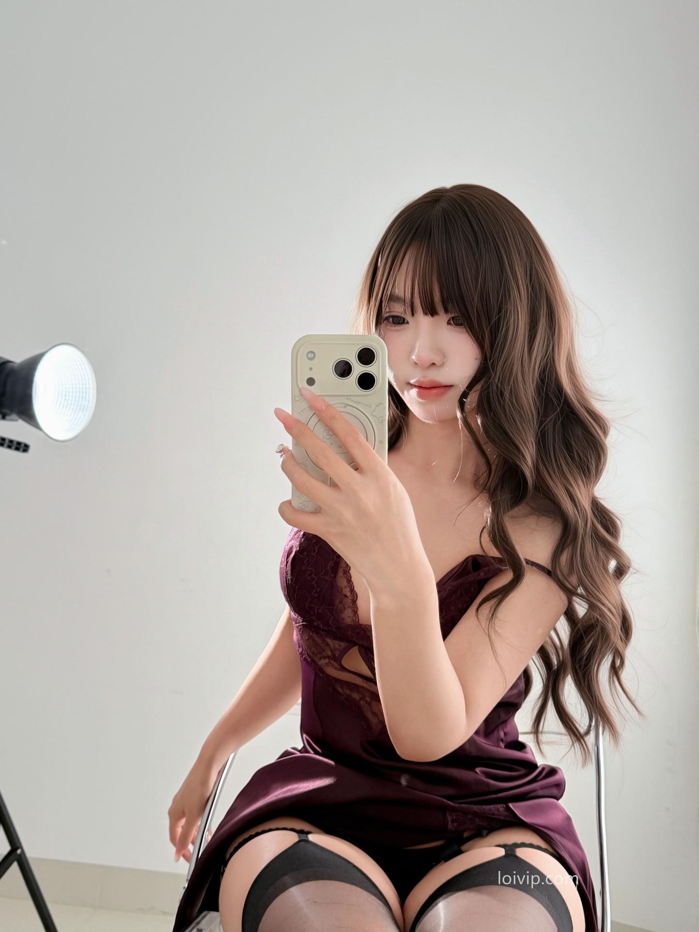 [private room] Nide Zhenzhenu - Purple Wife Temptation bộ ảnh cosplay 62P2V