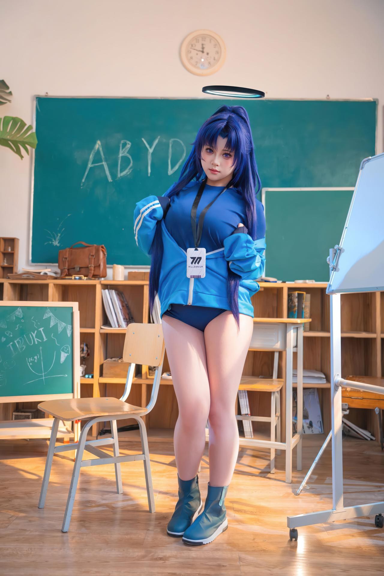 [cosplay] 呙呙 - 优香：优香角色還原美腿大尺度 58P