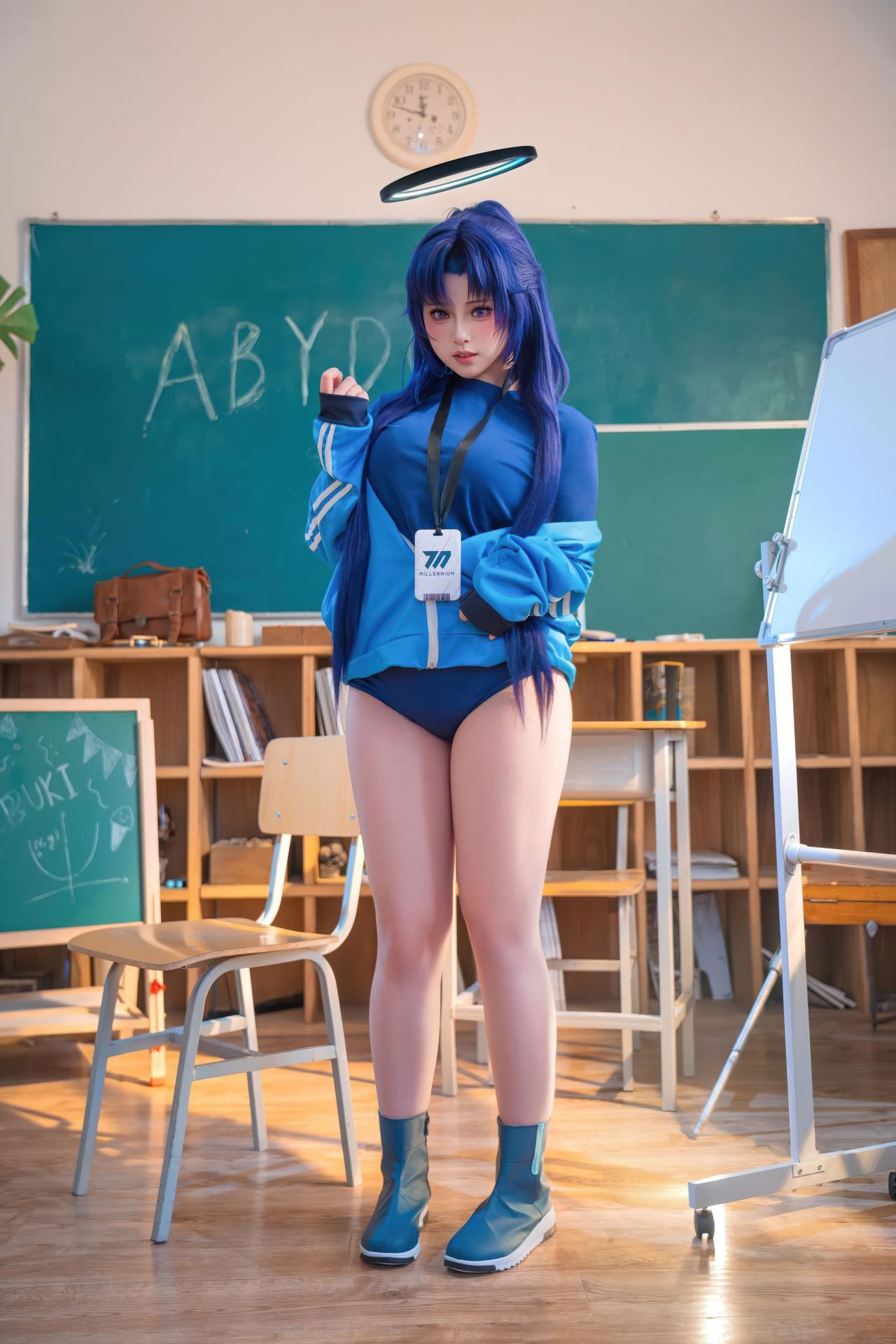 [cosplay] 呙呙 - 优香：优香角色還原美腿大尺度 58P