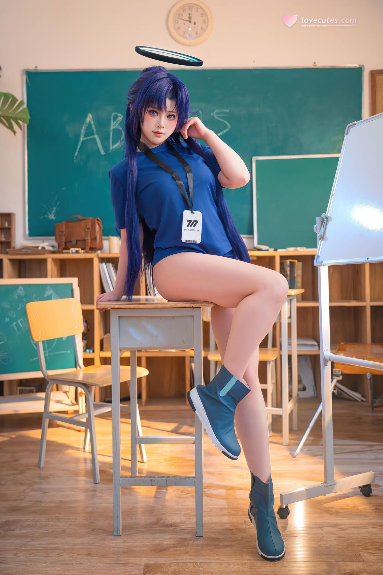 [cosplay] 呙呙 - 优香：优香角色還原美腿大尺度 58P