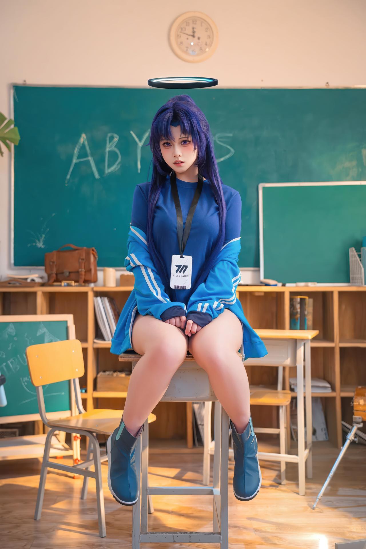 [cosplay] 呙呙 - 优香：优香角色還原美腿大尺度 58P