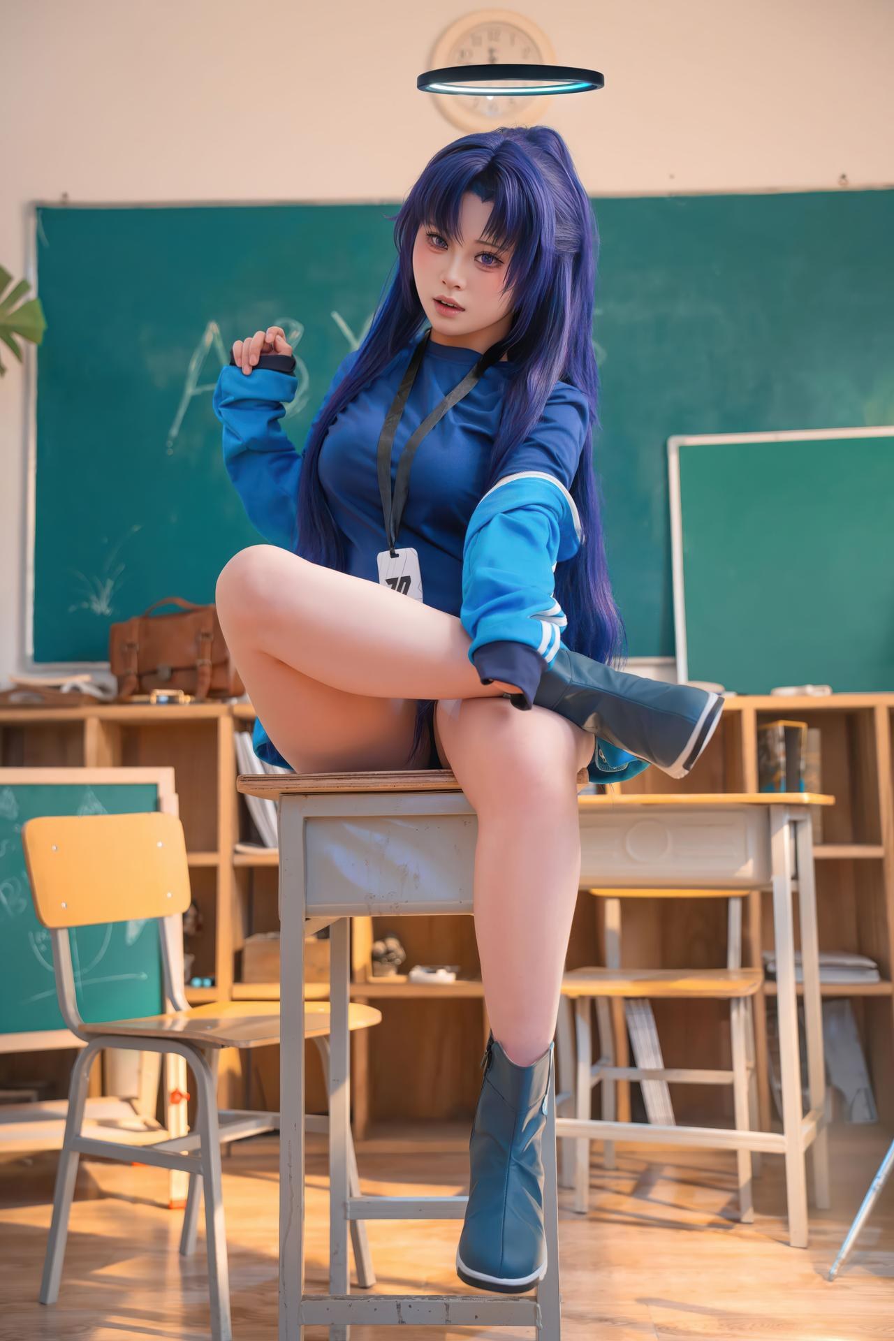 [cosplay] 呙呙 - 优香：优香角色還原美腿大尺度 58P