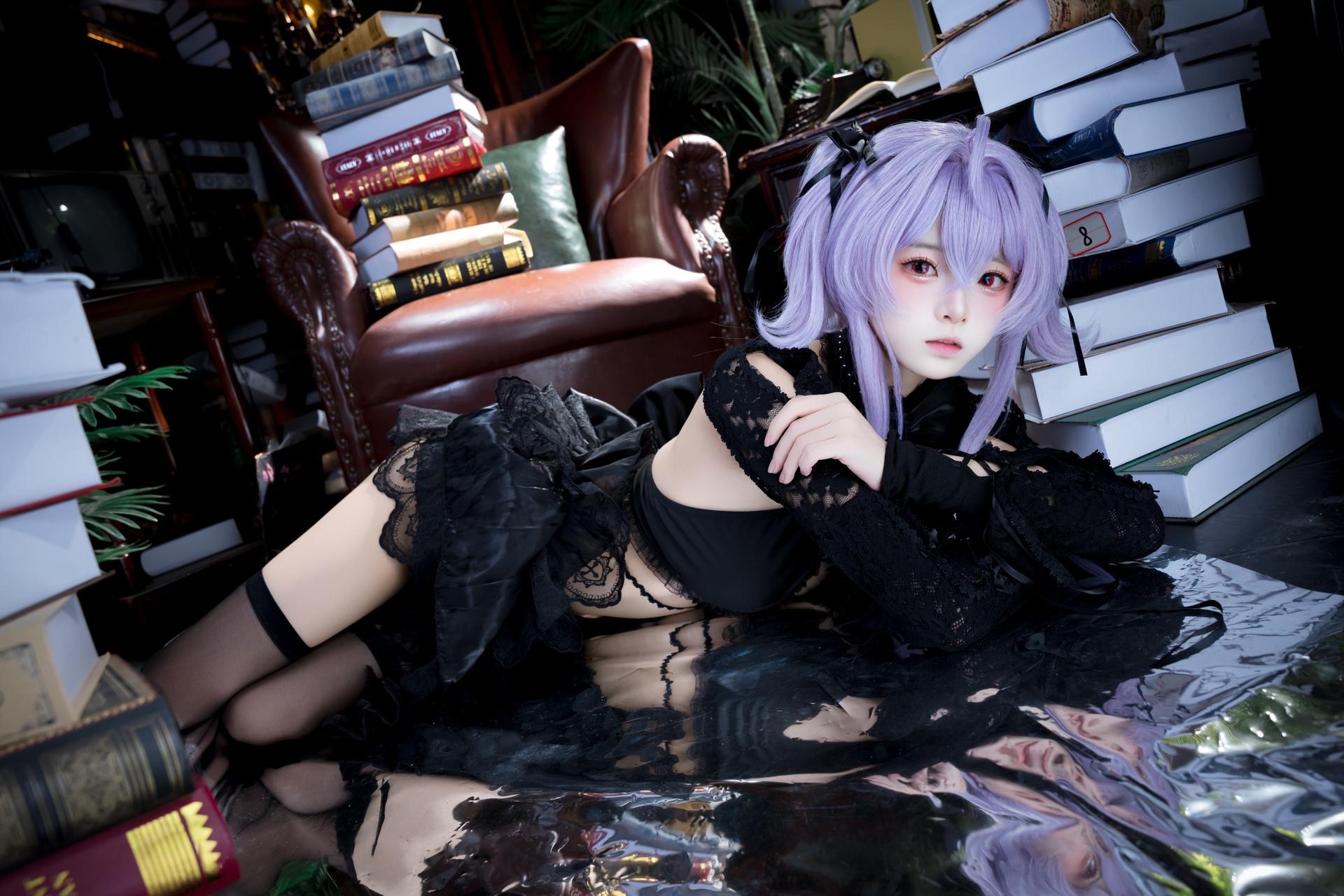 [cosplay] 九柒喵 - 水母：水母角色還原美腿大尺度 26P