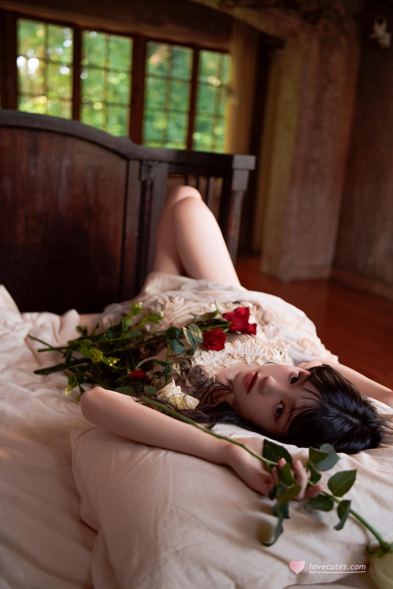 [寫真] 桜桃喵 - 玻璃玫瑰：美腿大尺度 11P