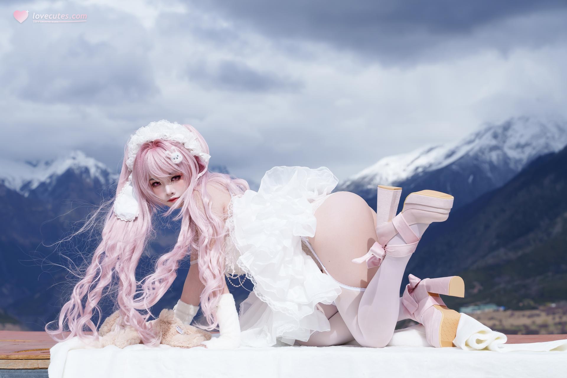 [cosplay] 慢炖仓鼠球 - 爱丽絲：爱丽絲角色還原美腿大尺度 81P