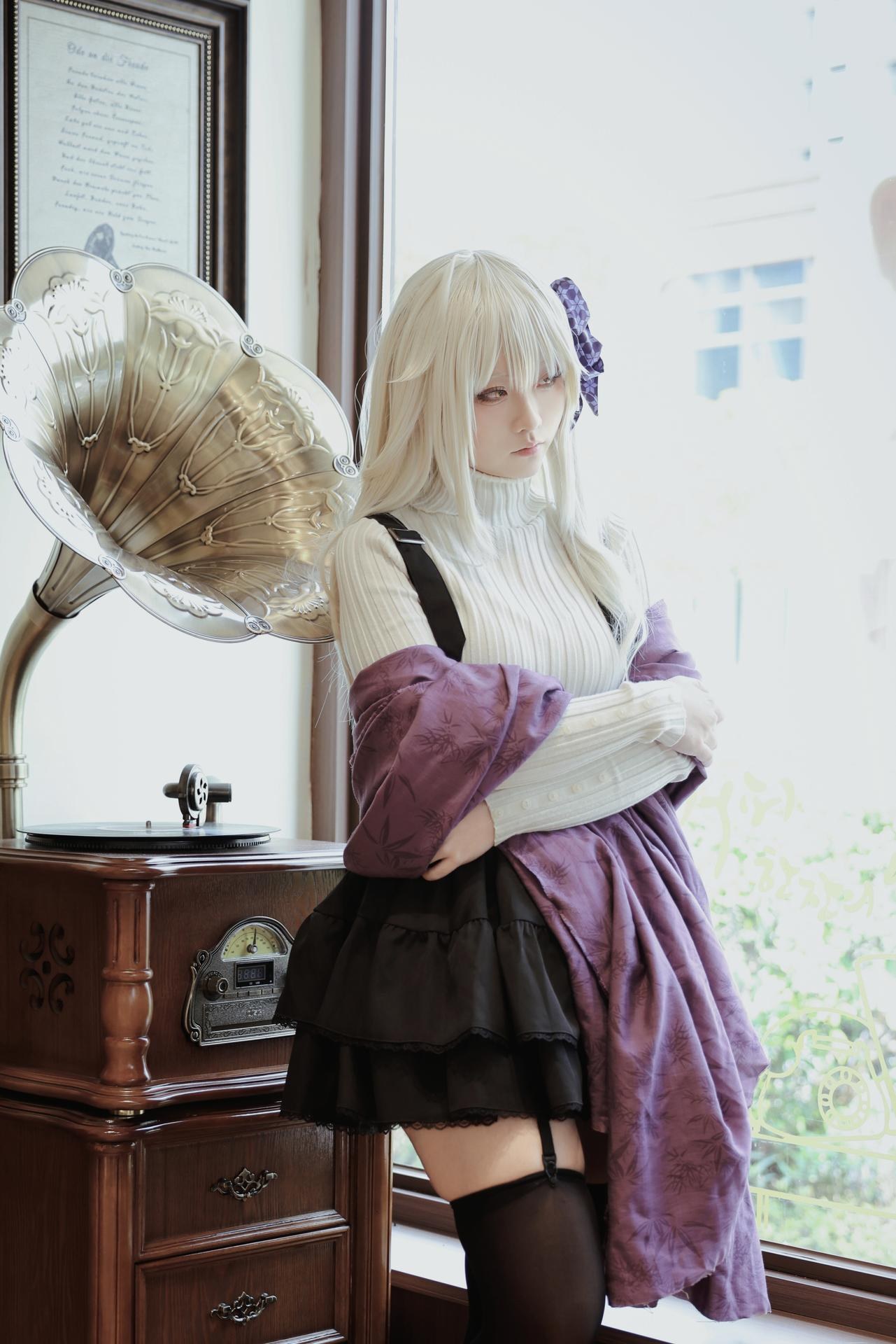 [cosplay] G44不会受伤 - 恋冢爱：恋冢爱角色還原美腿大尺度 58P