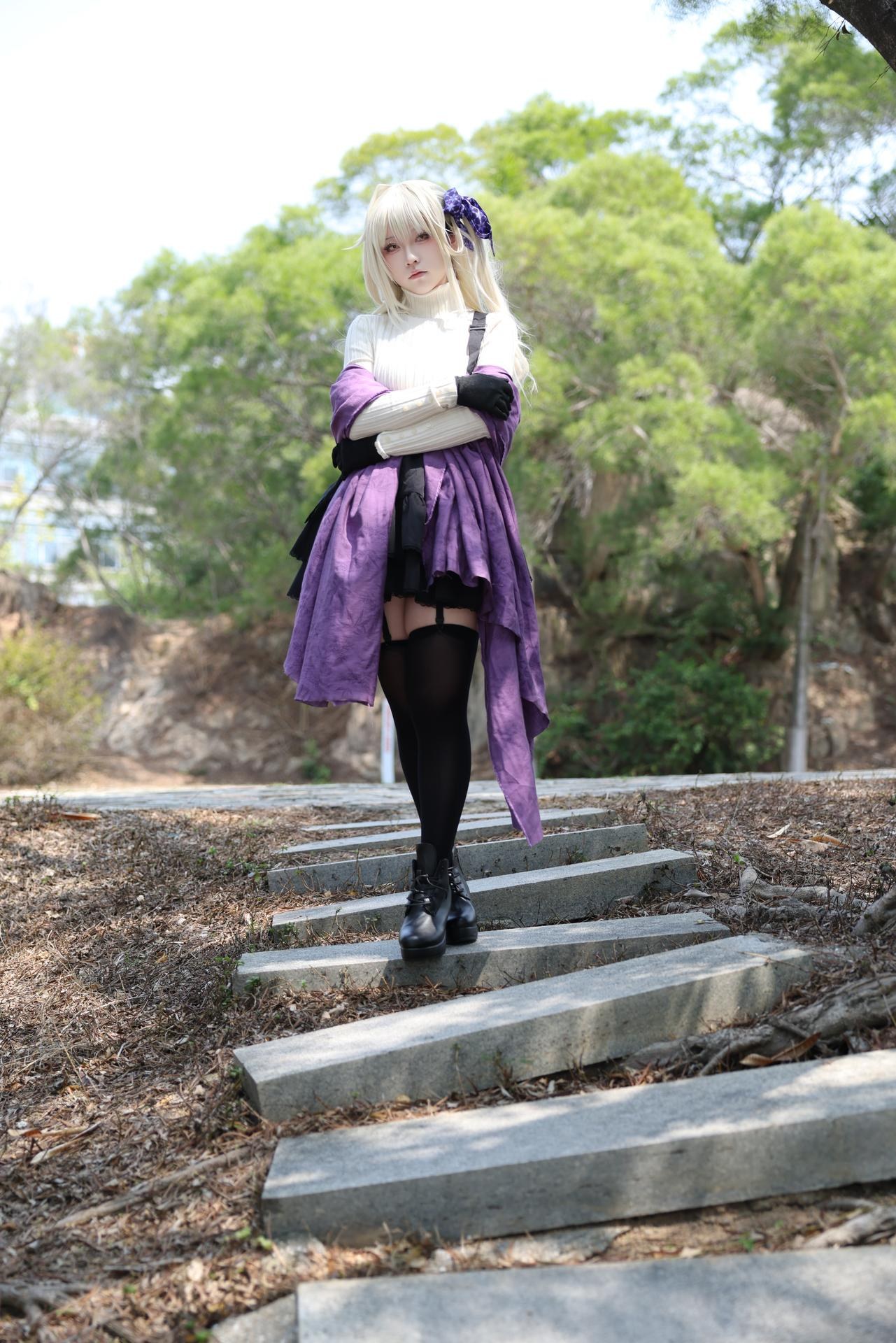 [cosplay] G44不会受伤 - 恋冢爱：恋冢爱角色還原美腿大尺度 58P