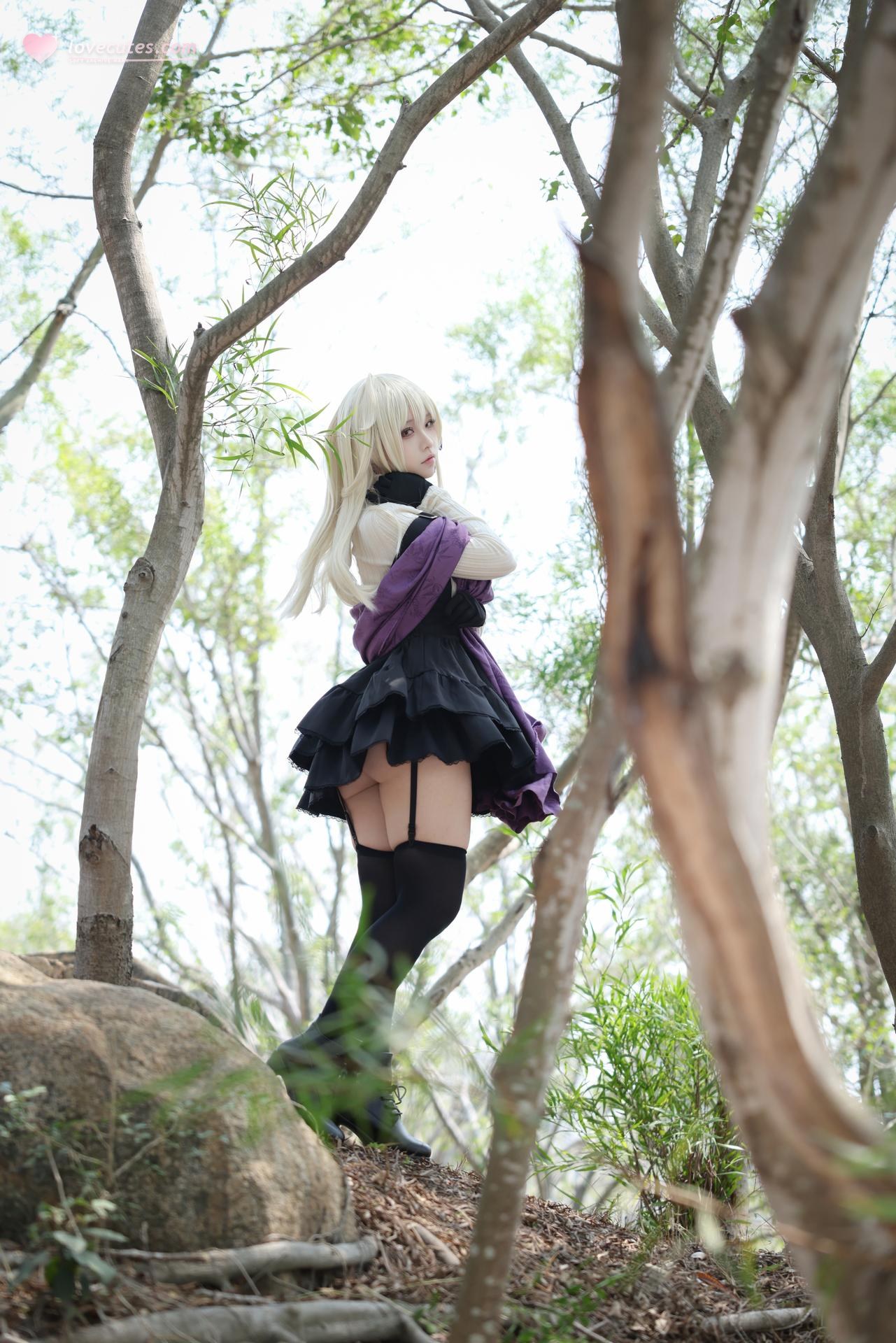 [cosplay] G44不会受伤 - 恋冢爱：恋冢爱角色還原美腿大尺度 58P
