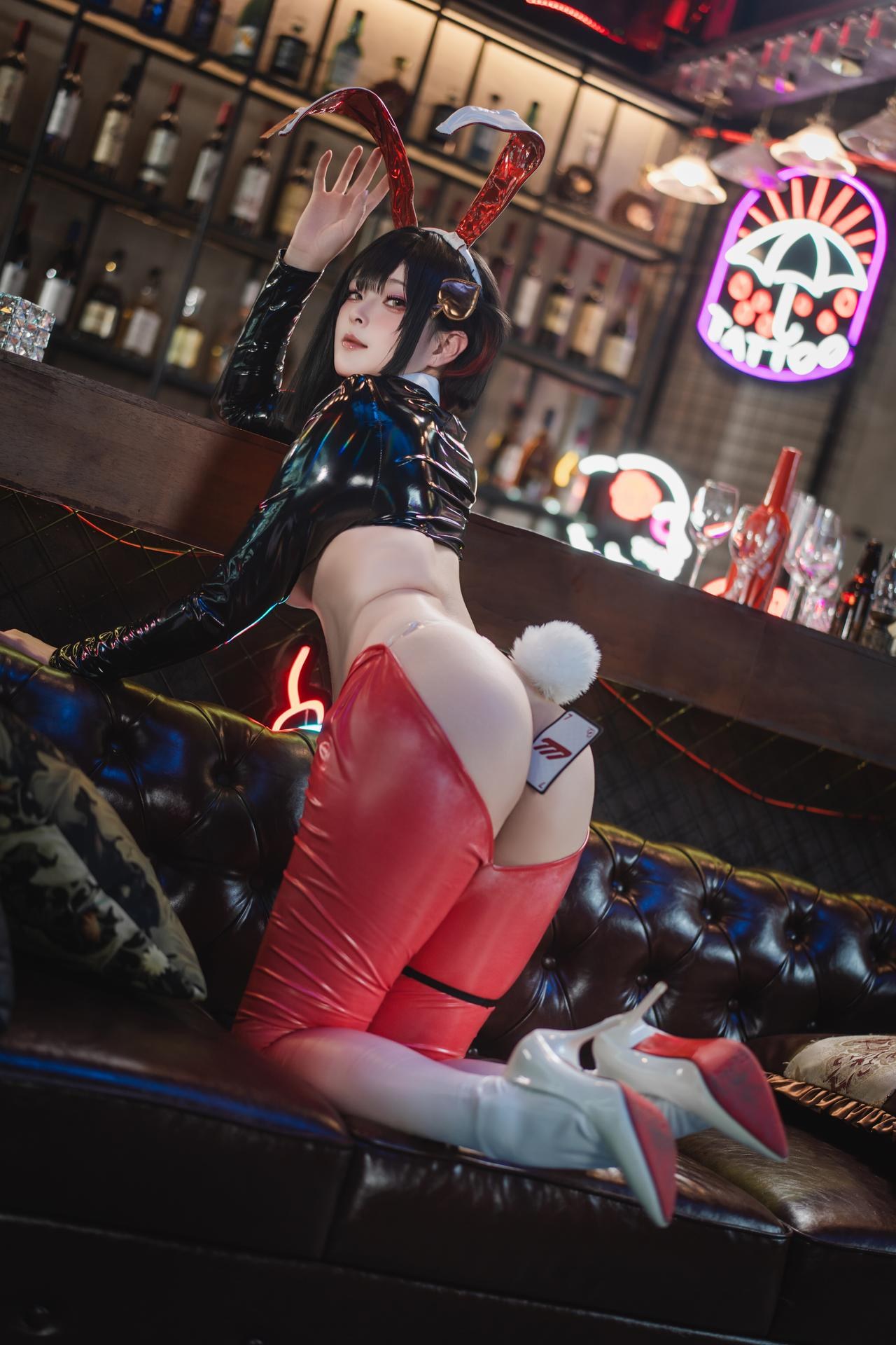 [cosplay] Natsuko夏夏子 - NIKKE 露姬·逆兔女郎：NIKKE 露姬·逆兔女郎角色還原兔女郎美腿 63P