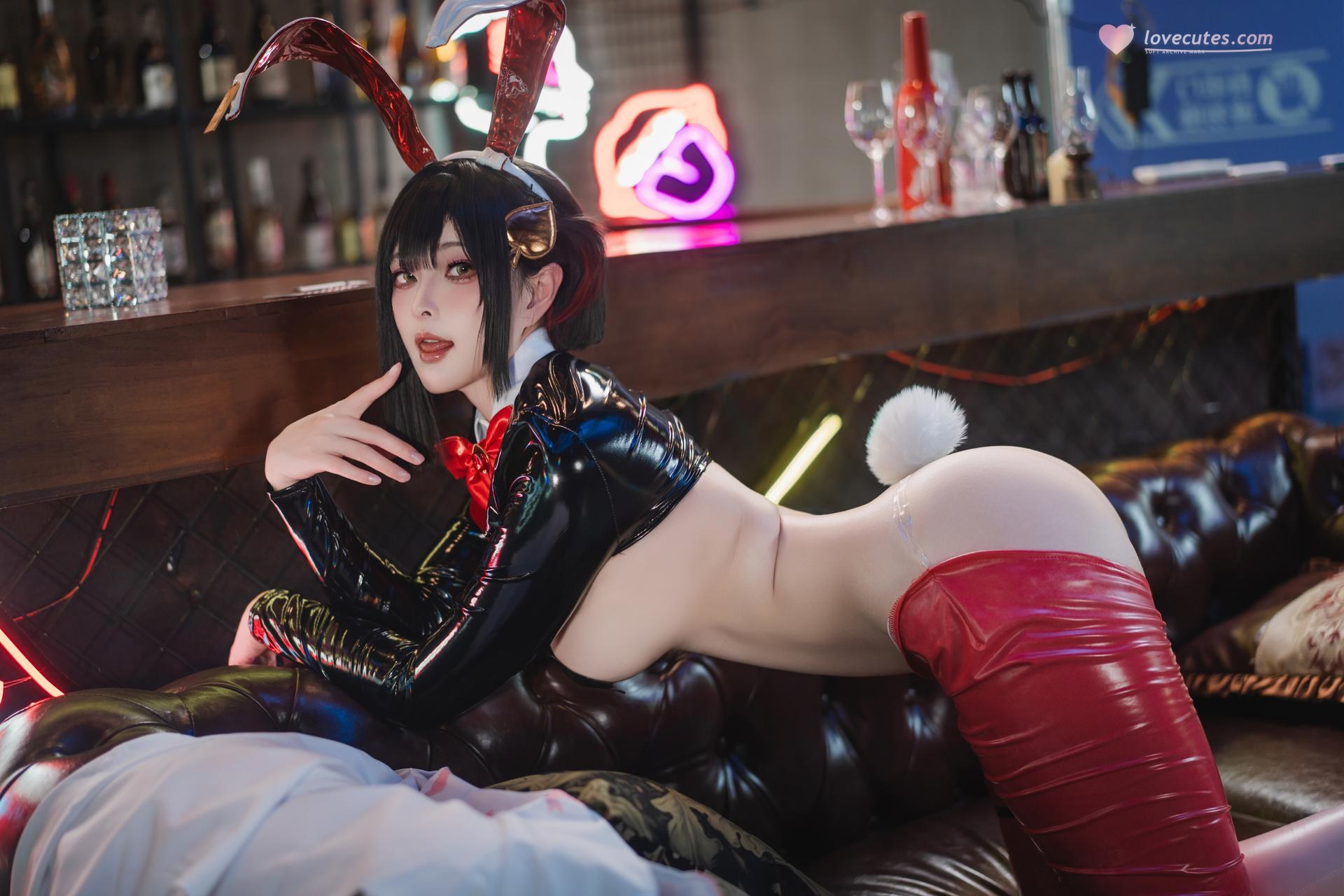 [cosplay] Natsuko夏夏子 - NIKKE 露姬·逆兔女郎：NIKKE 露姬·逆兔女郎角色還原兔女郎美腿 63P