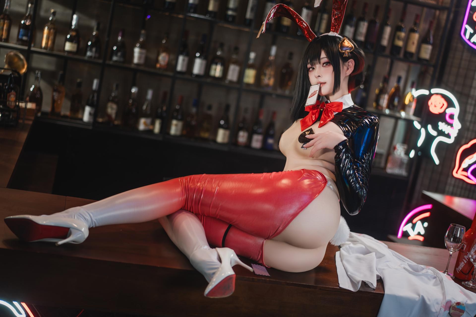 [Cosplay] Natsuko Xiaxiazi - NIKKE Rouge Reverse Bunny Cosplay Photo Set 63P