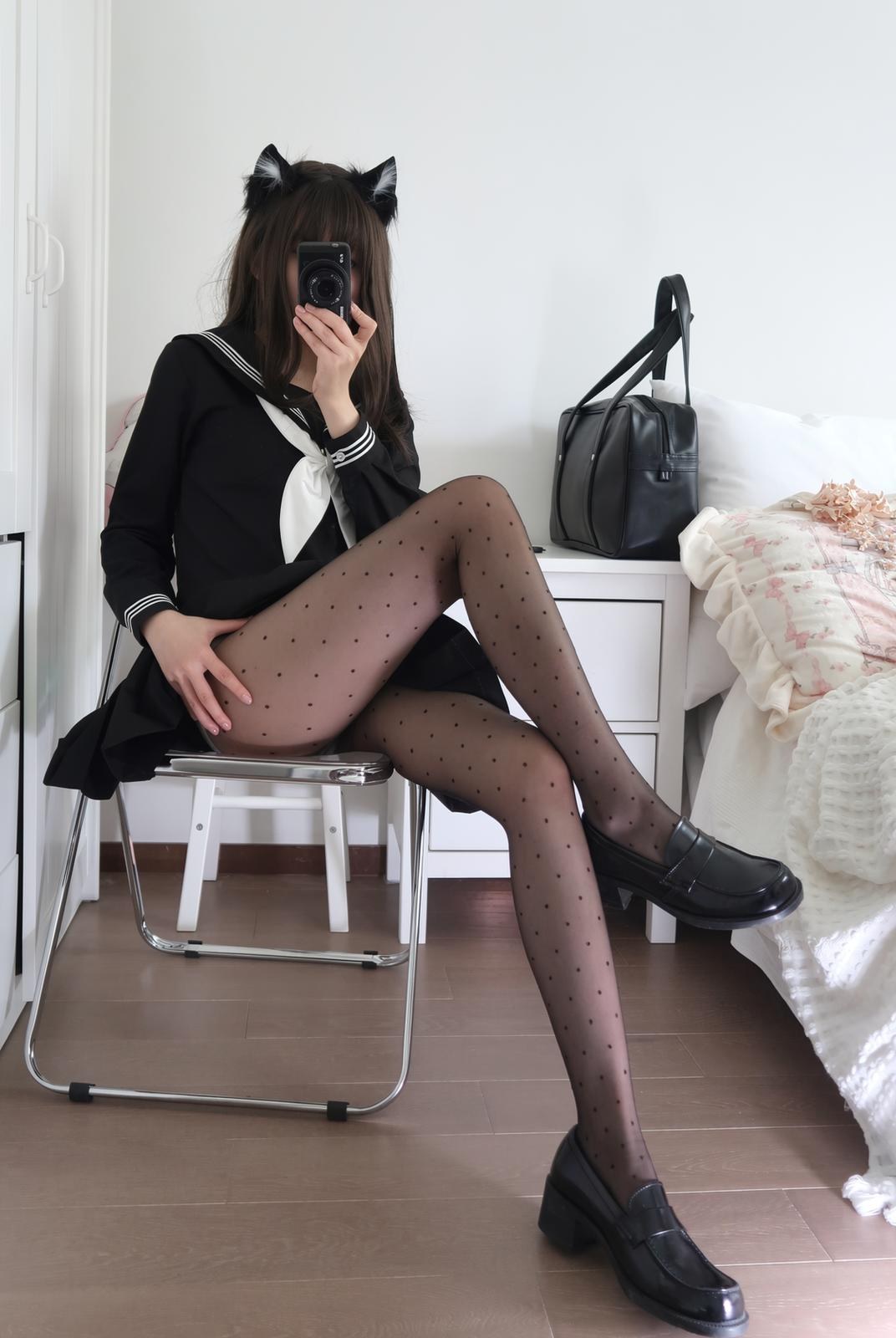 [Private Room] 18jkpeach - đồng phục JK tất đen selfie 151P1V