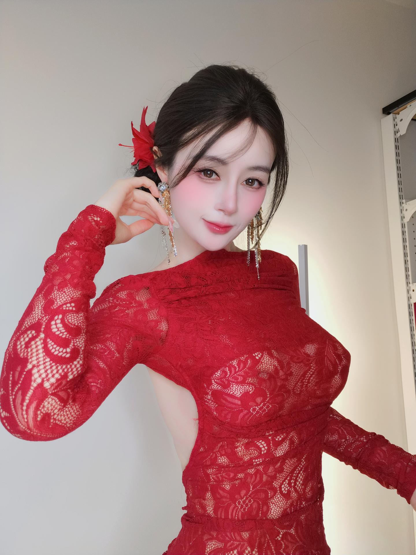 [私房] 白銀81 - 2025年12月會員合集：15套訂閱內容 情趣內衣大尺度私房 144P1V