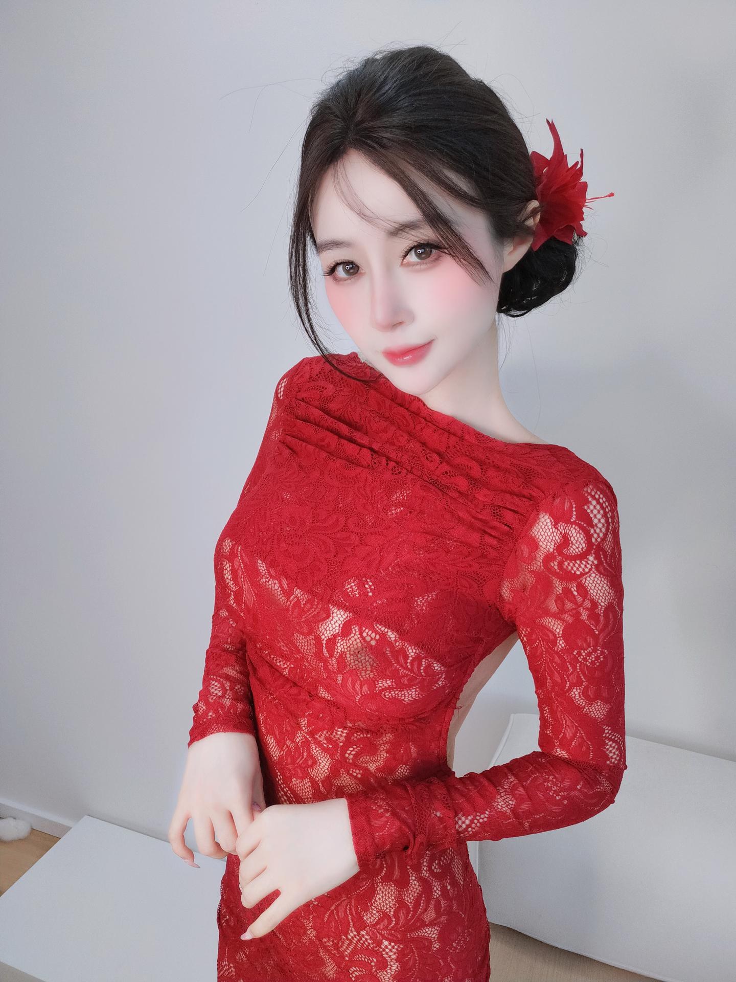 [私房] 白銀81 - 2025年12月會員合集：15套訂閱內容 情趣內衣大尺度私房 144P1V