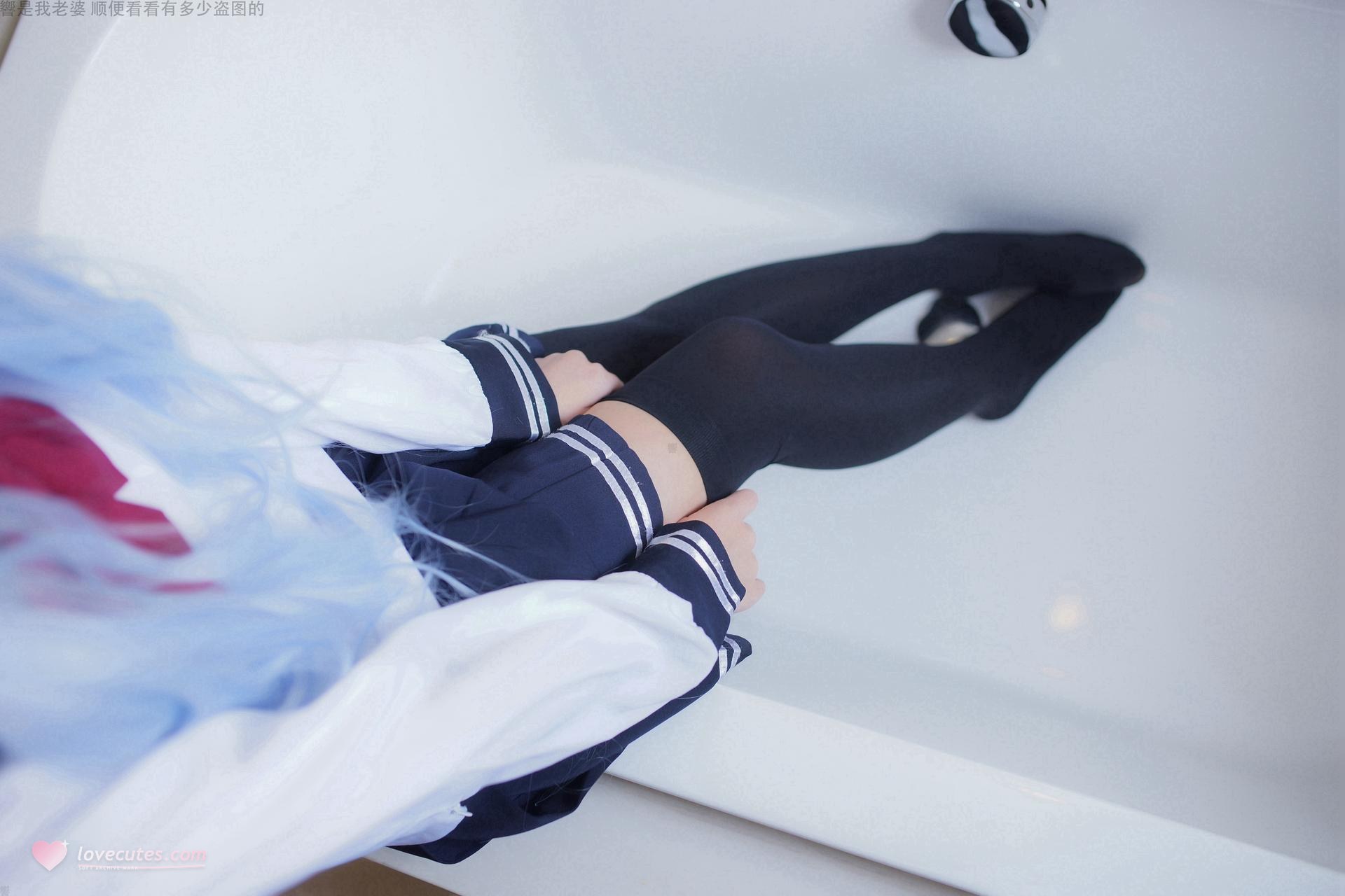 [cosplay] 少女映畫 - 艦娘響：學生裝翹臀美胸大尺度角色還原 82P