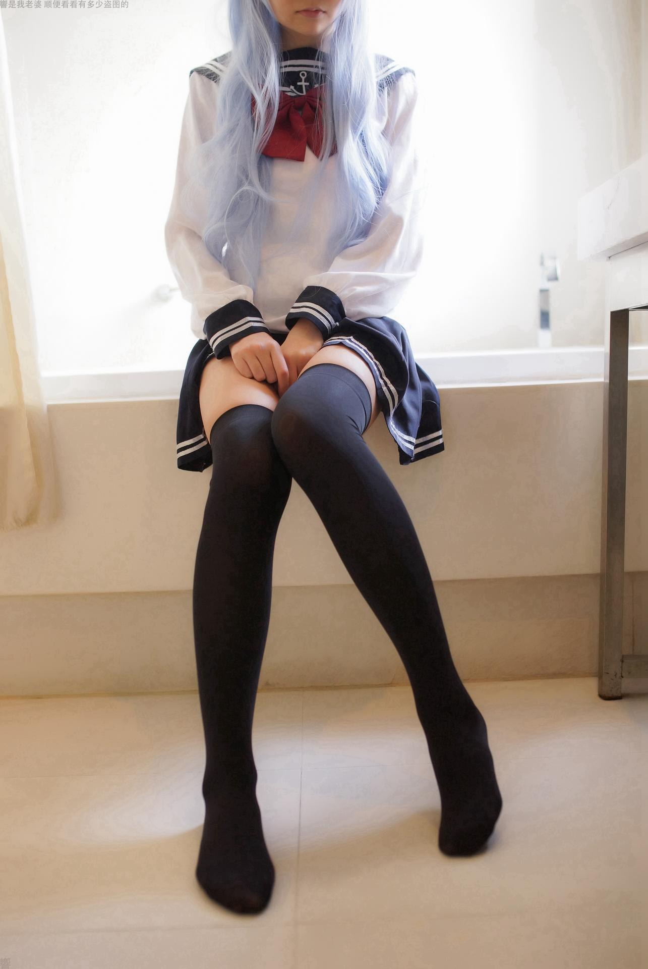 [cosplay] 少女映畫 - 艦娘響：學生裝翹臀美胸大尺度角色還原 82P