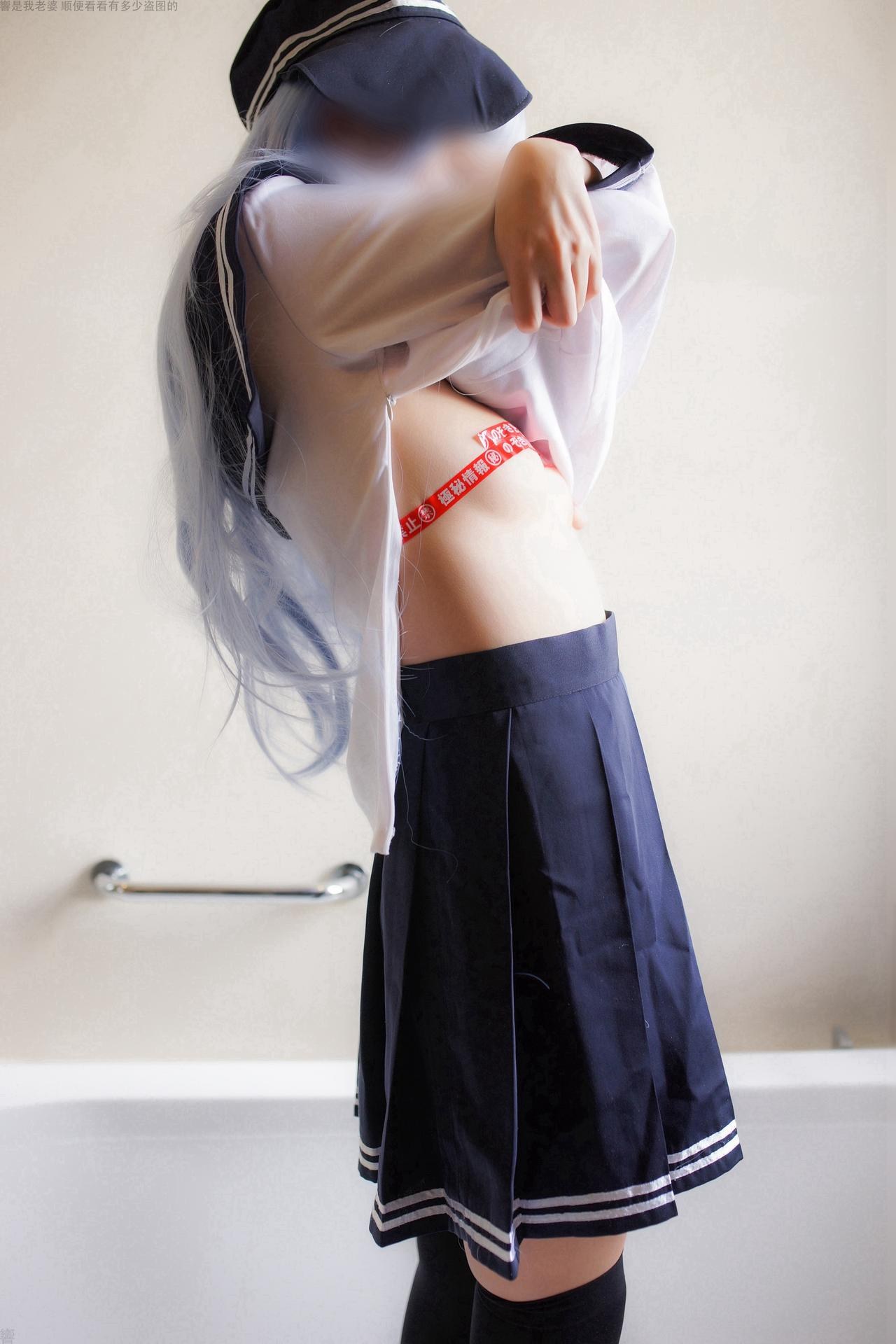 [cosplay] 少女映畫 - 艦娘響：學生裝翹臀美胸大尺度角色還原 82P