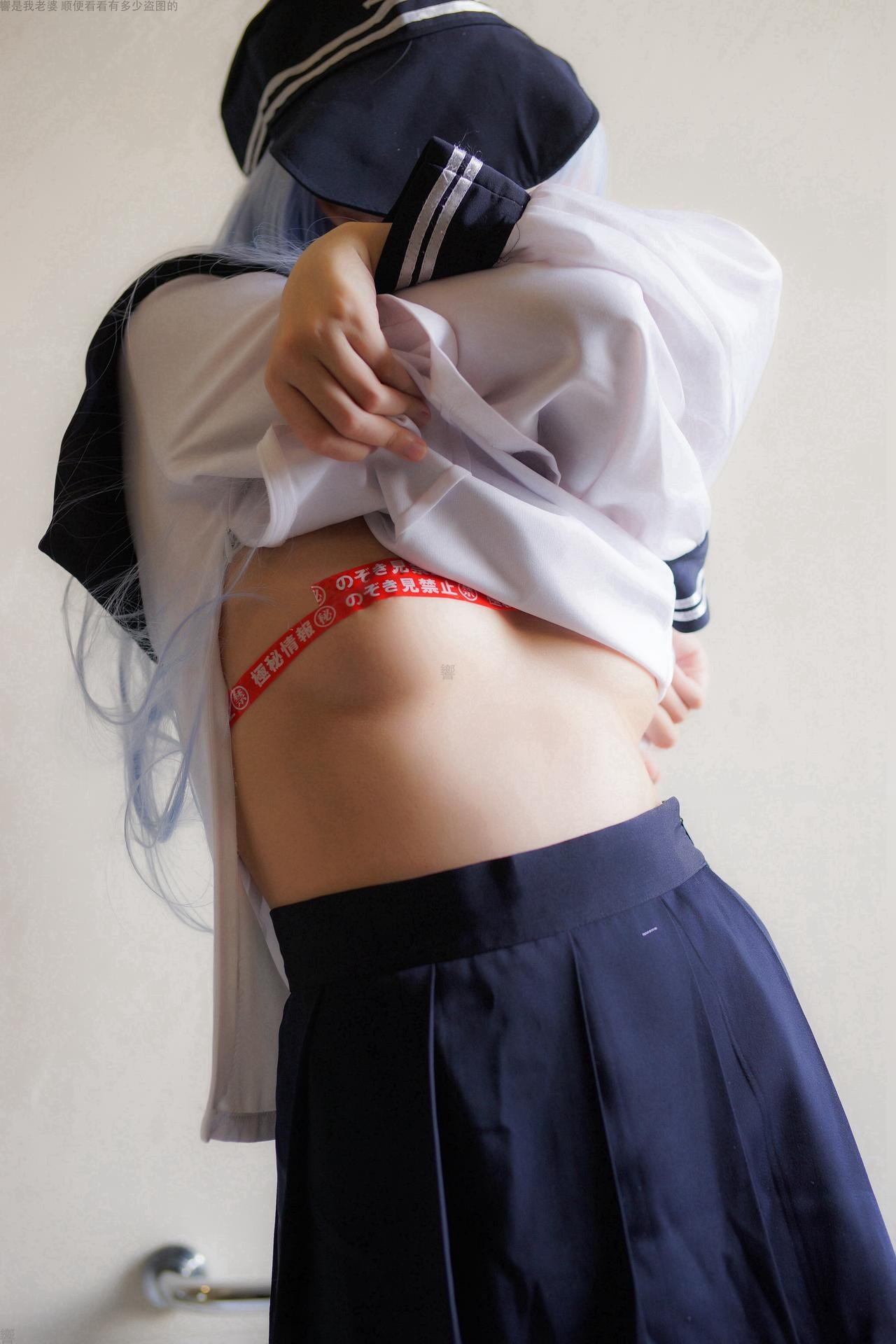 [cosplay] 少女映畫 - 艦娘響：學生裝翹臀美胸大尺度角色還原 82P