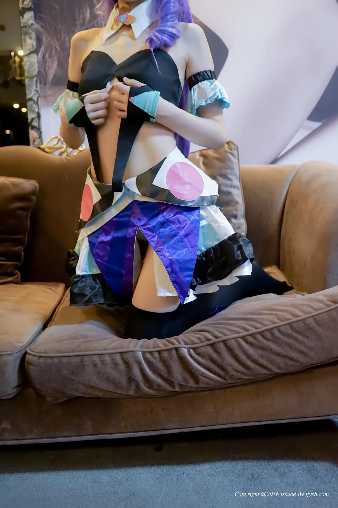 [cosplay] 少女映畫 - 美雲·金努梅爾：翹臀女僕黑絲大尺度角色還原 70P