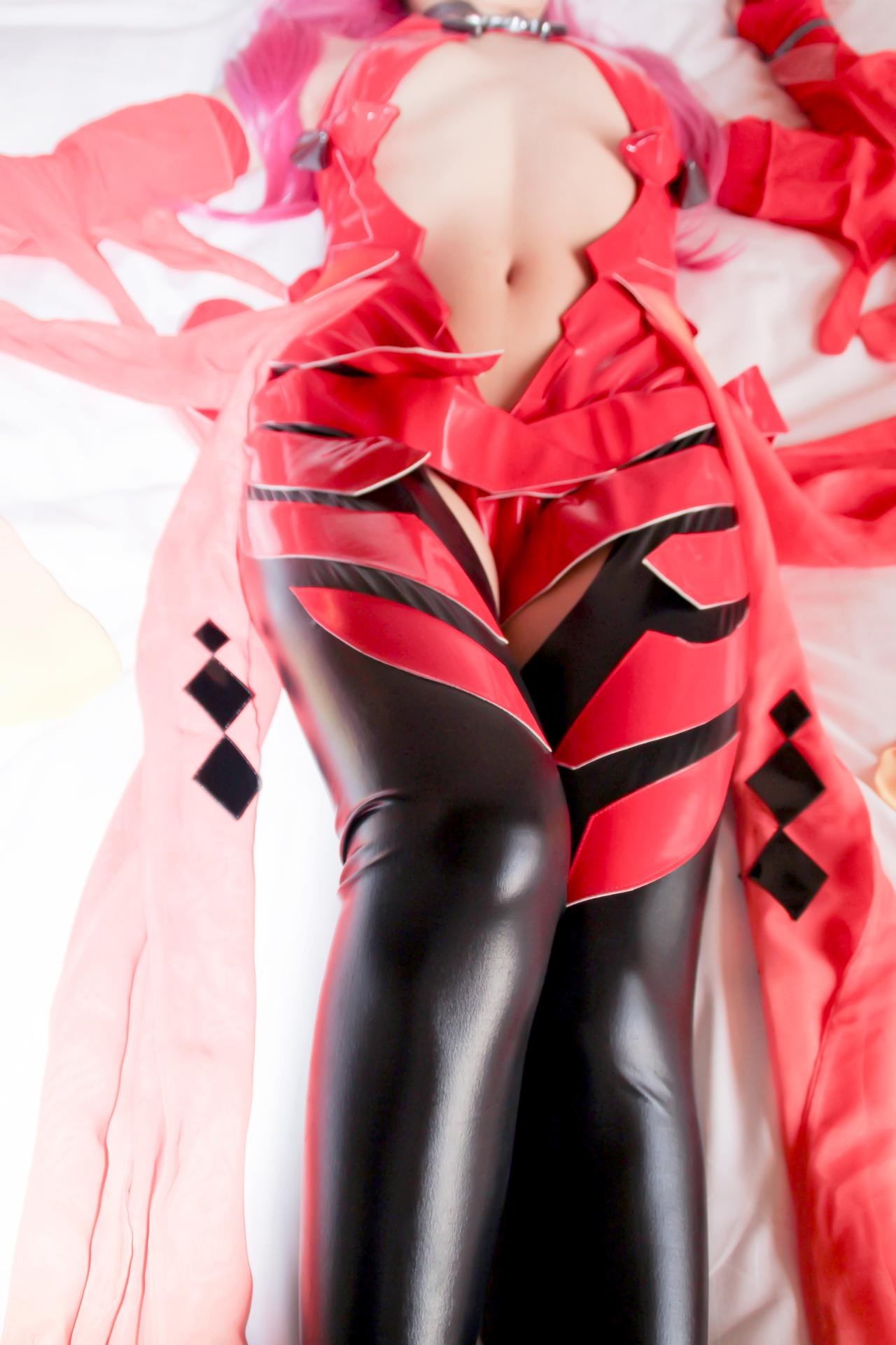 [cosplay] 少女映畫 - 罪惡王冠 楪祈：翹臀女僕露穴大尺度角色還原 151P