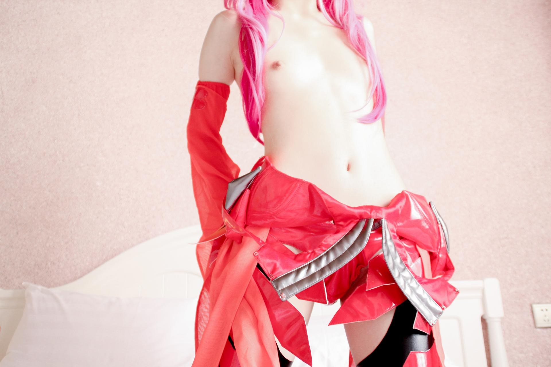 [cosplay] 少女映畫 - 罪惡王冠 楪祈：翹臀女僕露穴大尺度角色還原 151P