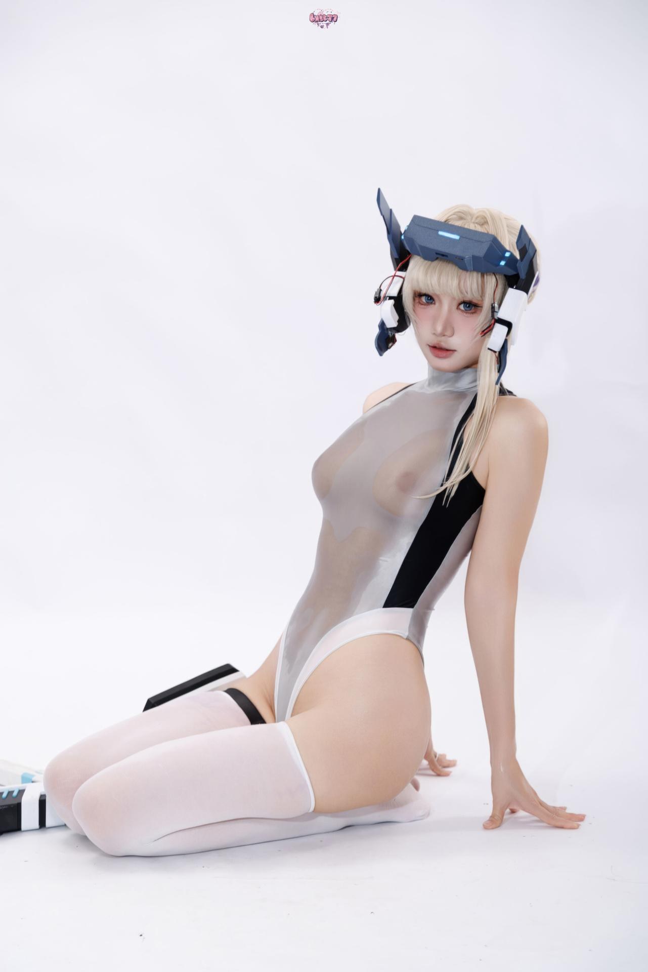 [cosplay] 柒柒要乖哦 - 蔚蓝档案 飞鸟马时 竞泳：蔚蓝档案 飞鸟马时 竞泳角色還原泳装美腿 64P
