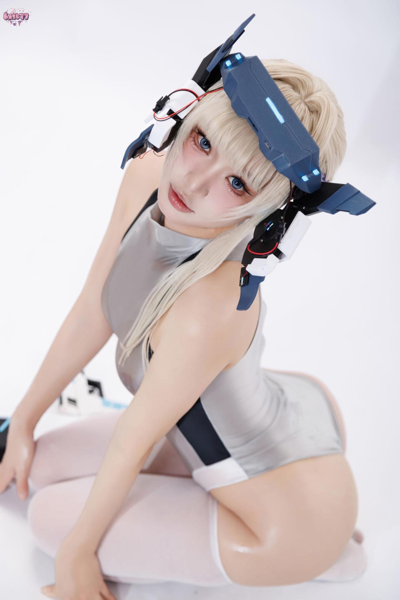 [cosplay] 柒柒要乖哦 - 蔚蓝档案 飞鸟马时 竞泳：蔚蓝档案 飞鸟马时 竞泳角色還原泳装美腿 64P