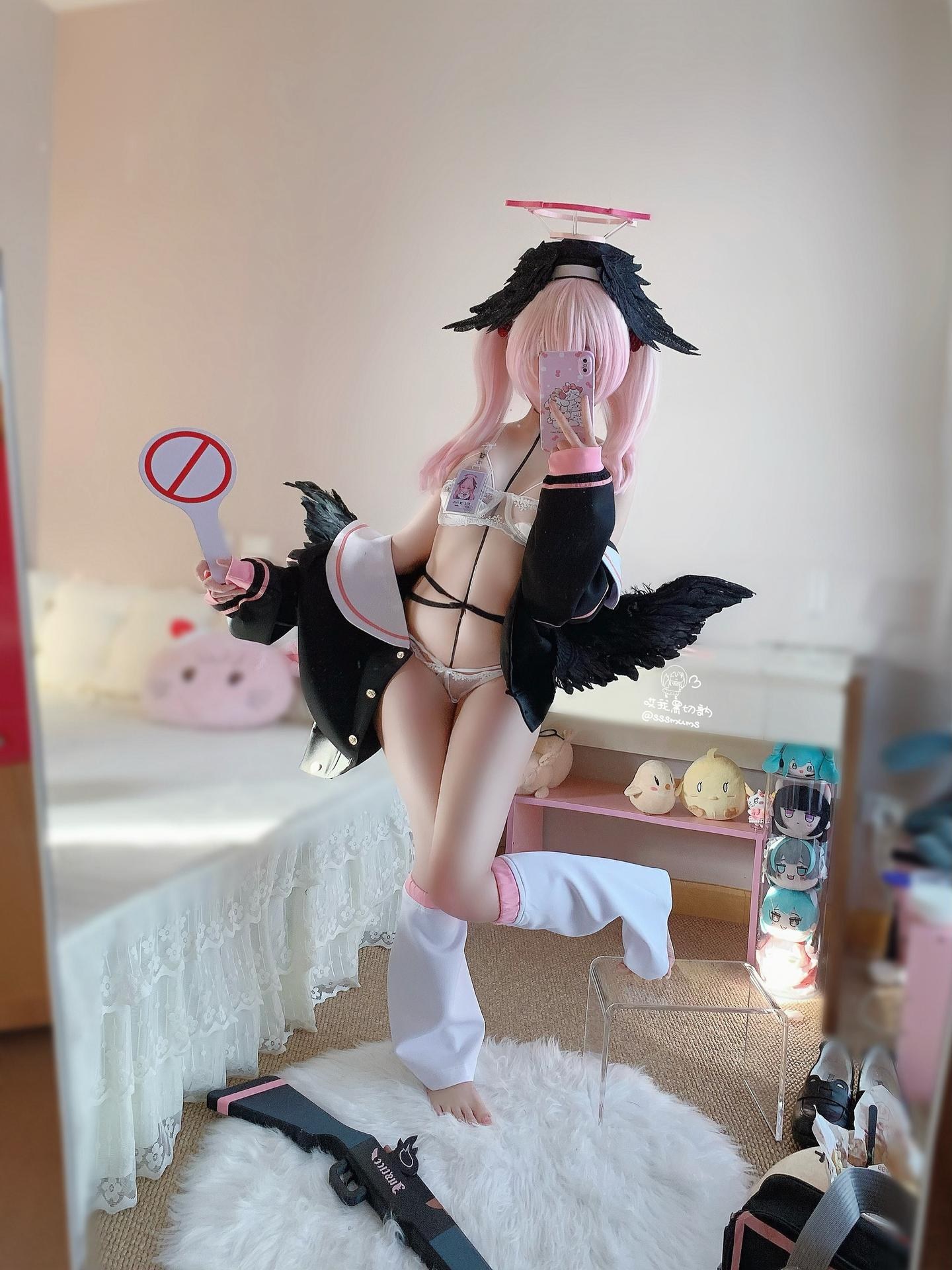 [cosplay] 曲奇軟fufu - 蔚藍檔案 江小春：白絲足部美腿角色還原 46P3V