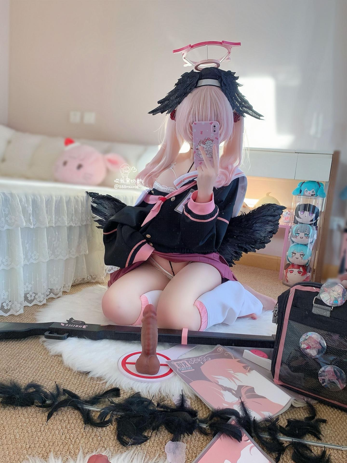 [cosplay] 曲奇軟fufu - 蔚藍檔案 江小春：白絲足部美腿角色還原 46P3V