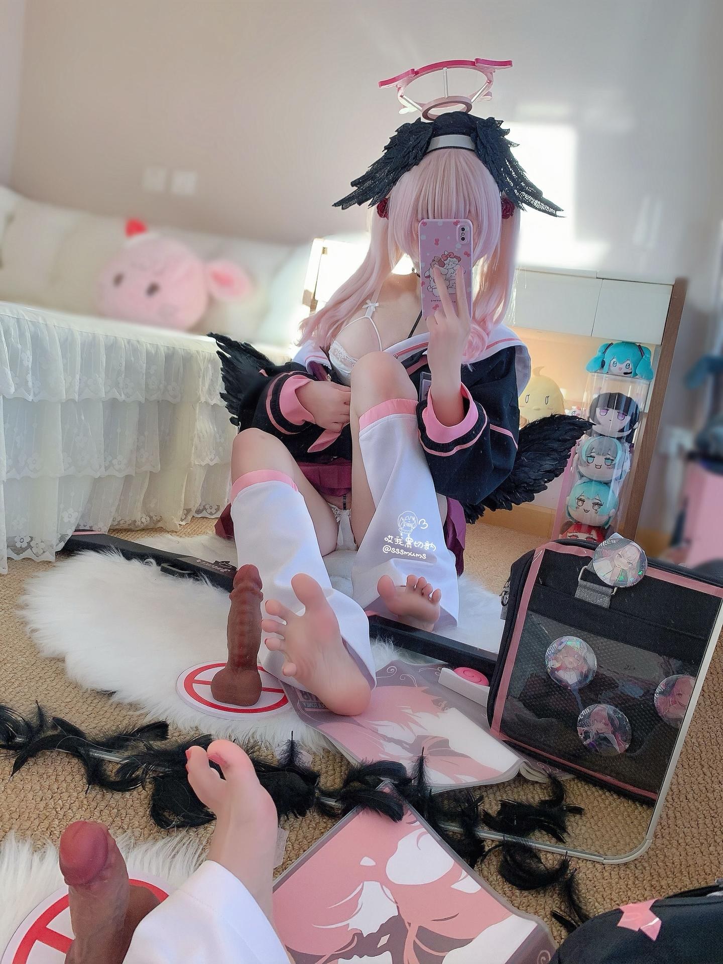 [cosplay] 曲奇軟fufu - 蔚藍檔案 江小春：白絲足部美腿角色還原 46P3V