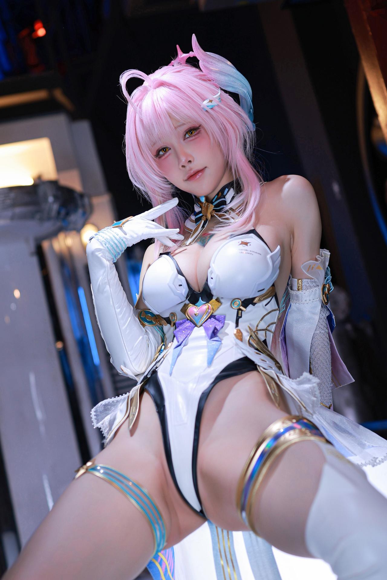 [cosplay] 水淼aqua - 鸣潮 爱弥斯：鸣潮 爱弥斯角色還原美腿大尺度 61P
