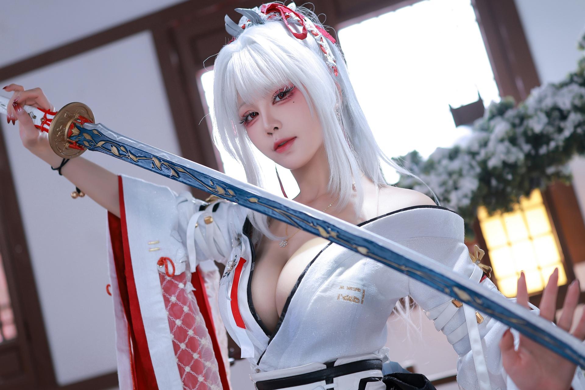 [cosplay] 水淼aqua - 鸣潮 绯雪：鸣潮 绯雪角色還原美腿大尺度 51P