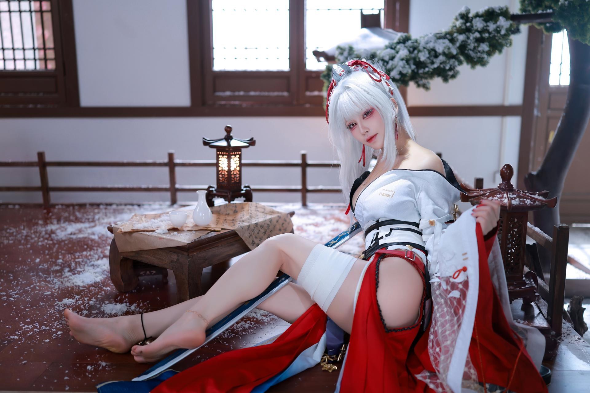[cosplay] 水淼aqua - 鸣潮 绯雪：鸣潮 绯雪角色還原美腿大尺度 51P