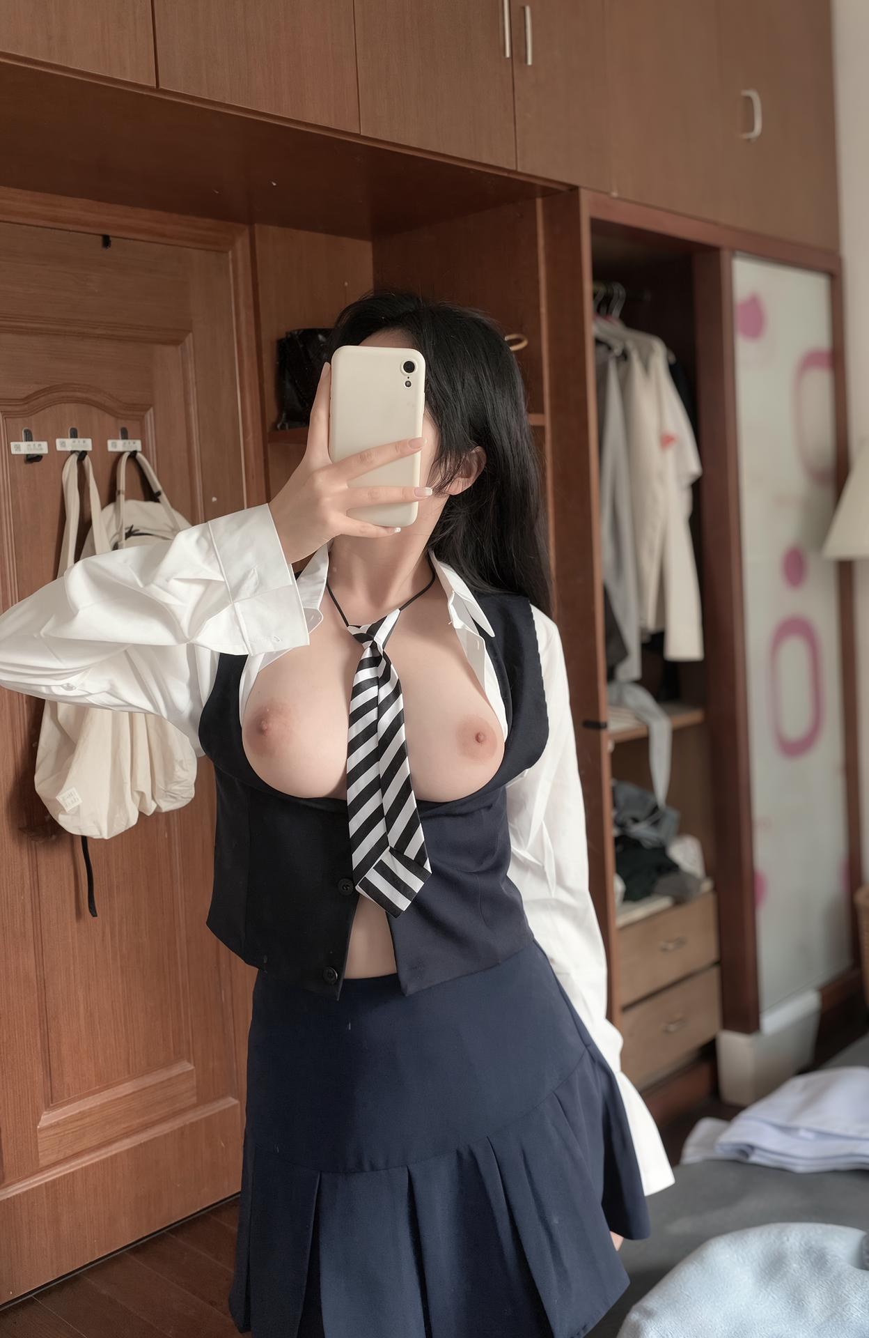[Private Room] Ayi Shi Ayi - Sweet Busty Selfie Video Bundle 111P146V