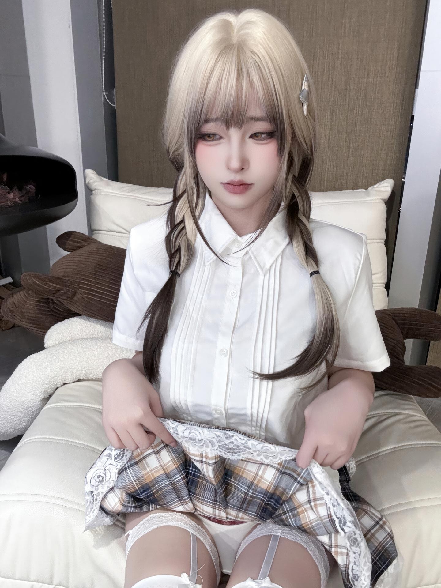 [私房] Shimizu Yuno - 白シャツと白ストッキング写真 55P1V