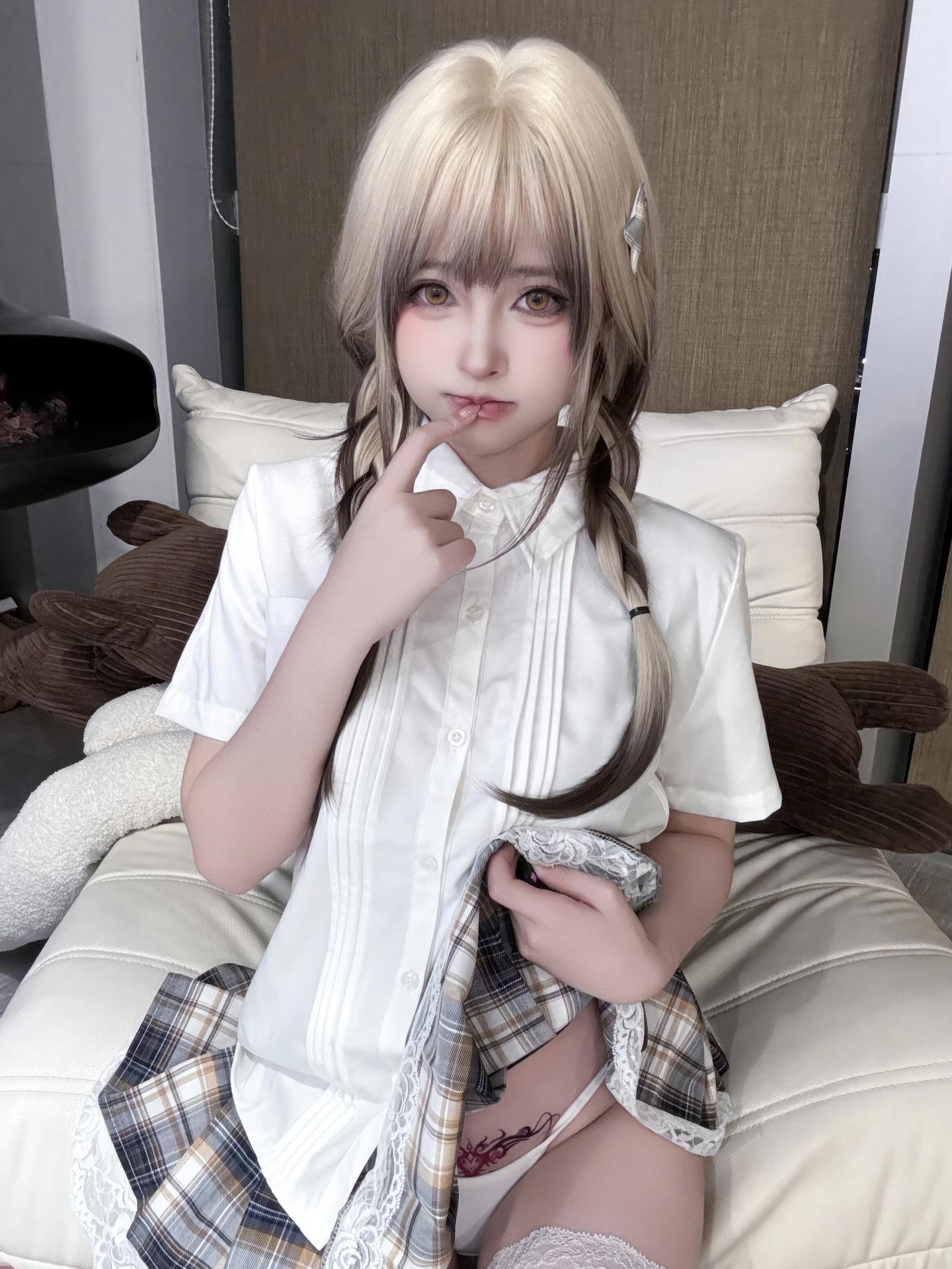 [私房] Shimizu Yuno - 白シャツと白ストッキング写真 55P1V