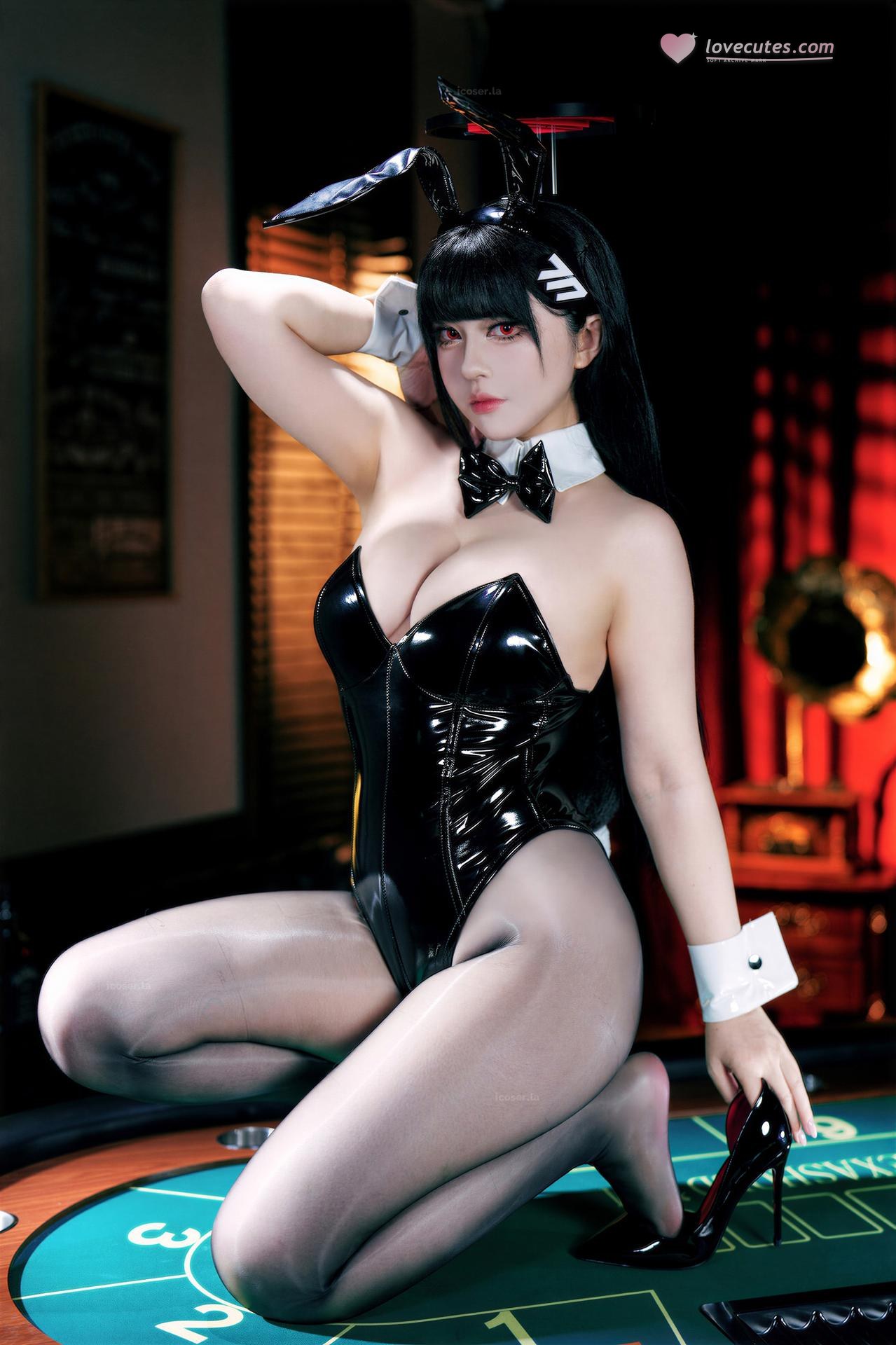 [cosplay] 半半子 - 蔚蓝档案 调月莉音：蔚蓝档案 调月莉音兔女郎角色還原美腿 57P6V