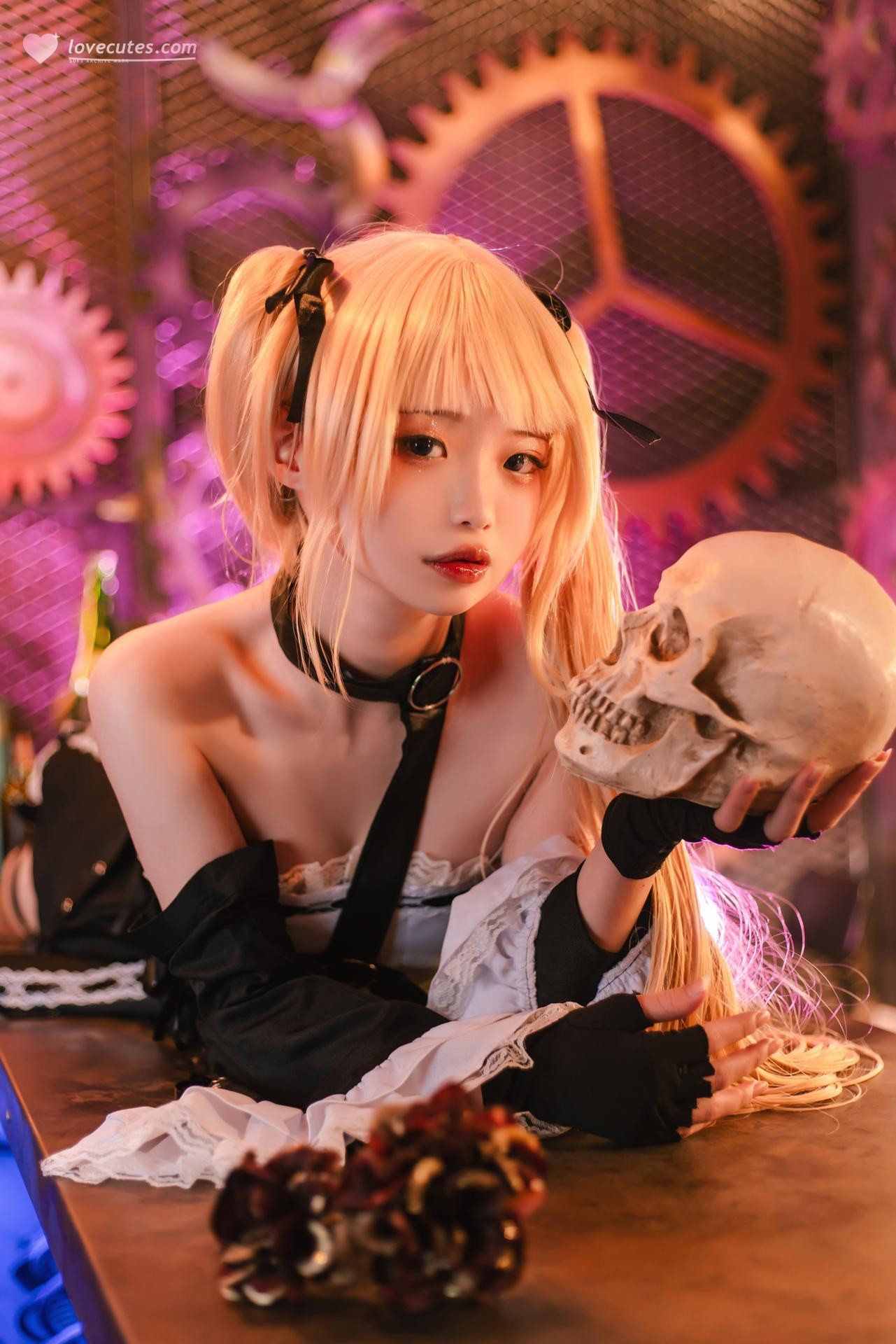 [Cosplay] Irisuare - Marie Rose trang phục dây đai đen 68P